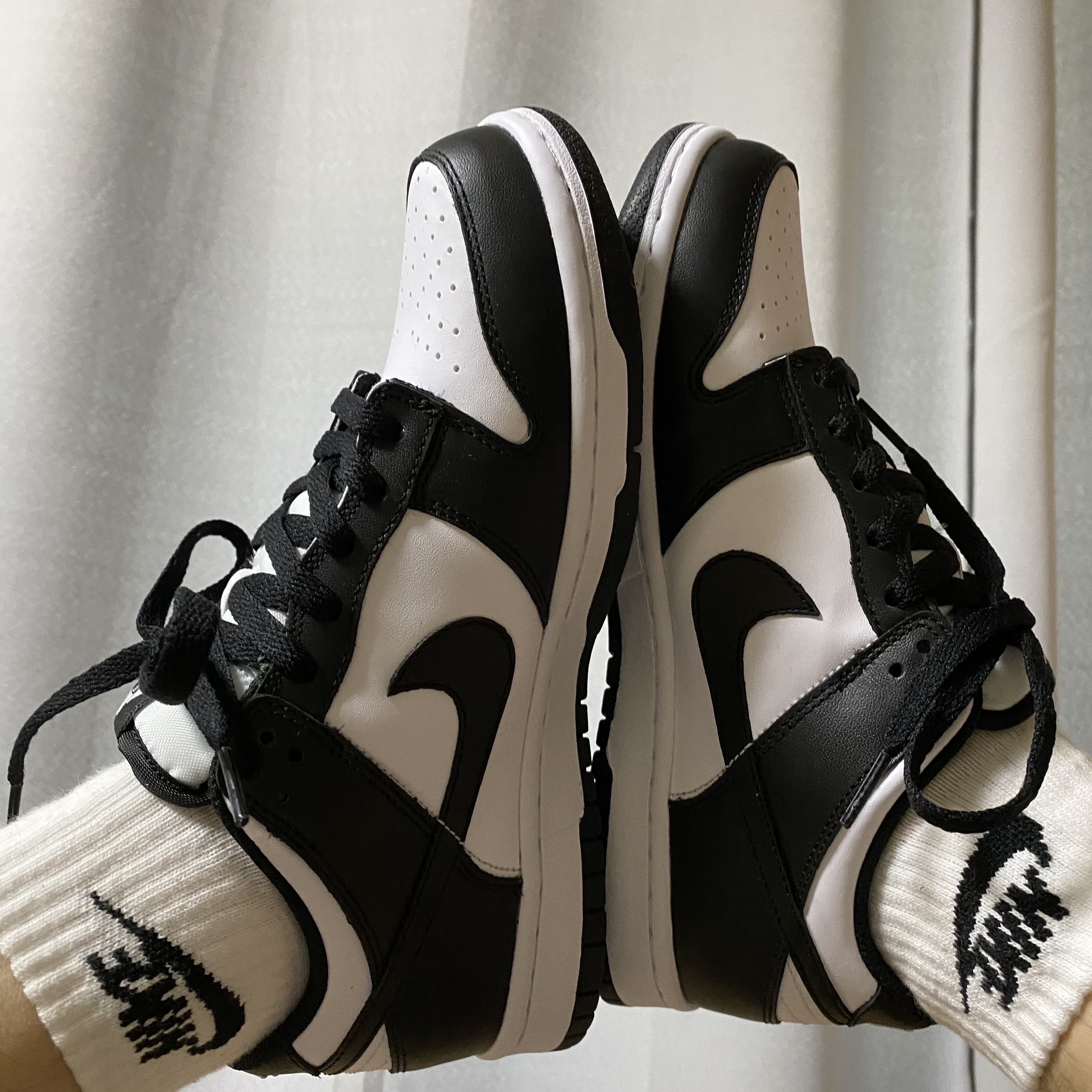 (GS) Nike Dunk Low Black 착용 스타일 - 2