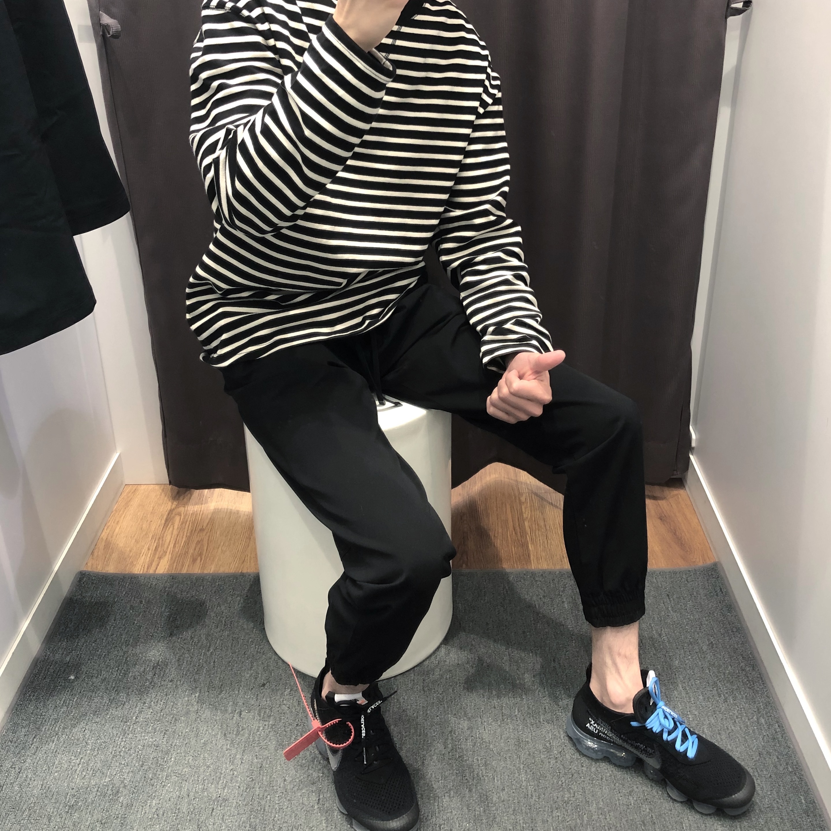 Nike x Off-White Air VaporMax V2 Black 착용 스타일 - 2
