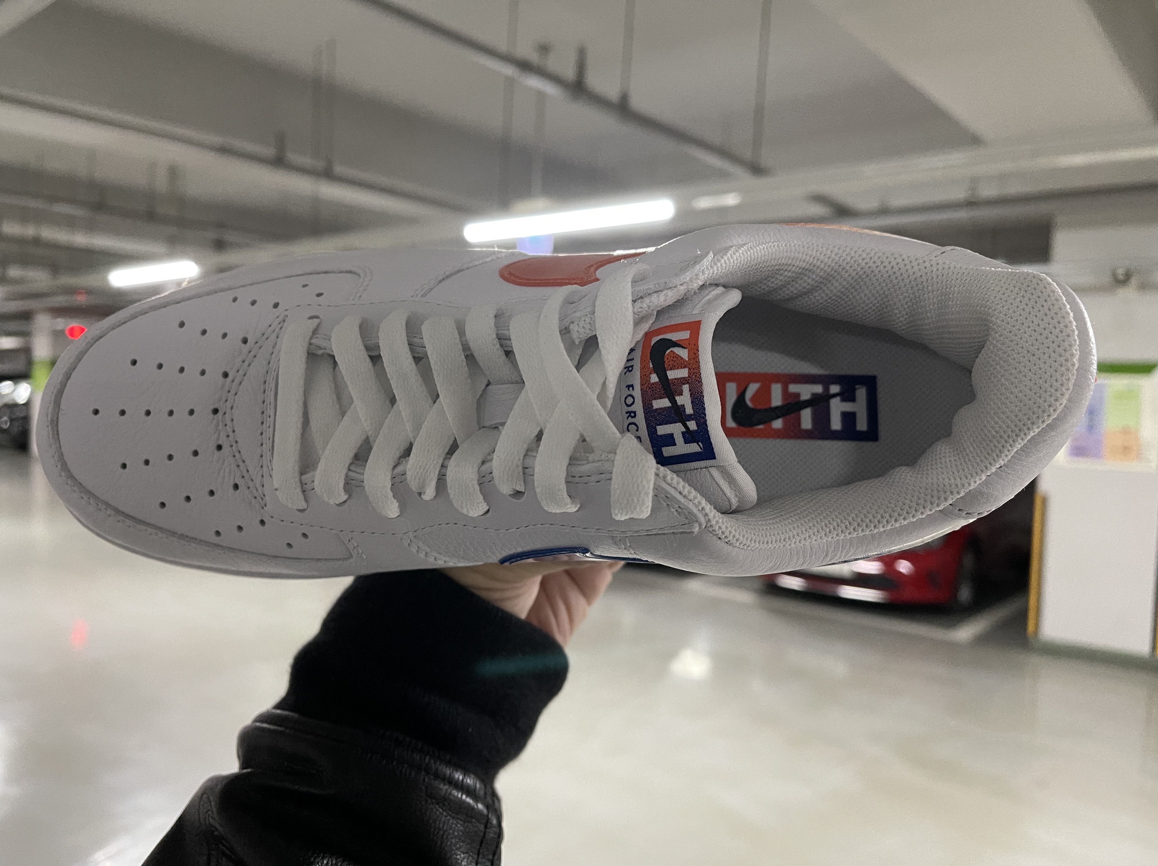 Nike x Kith Air Force 1 Low NYC White 착용 스타일 - 3