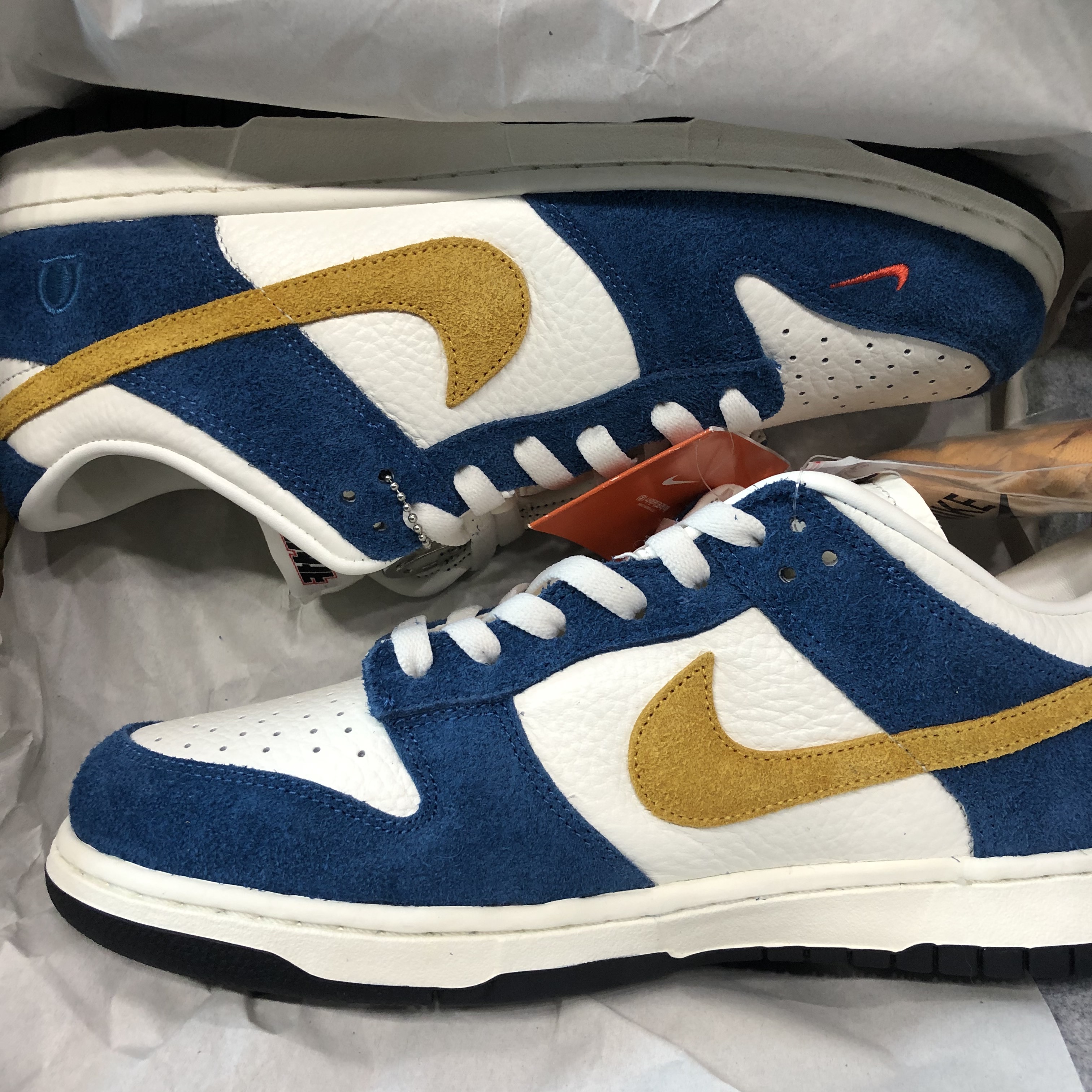 Nike x Kasina Dunk Low 80's Bus 착용 스타일