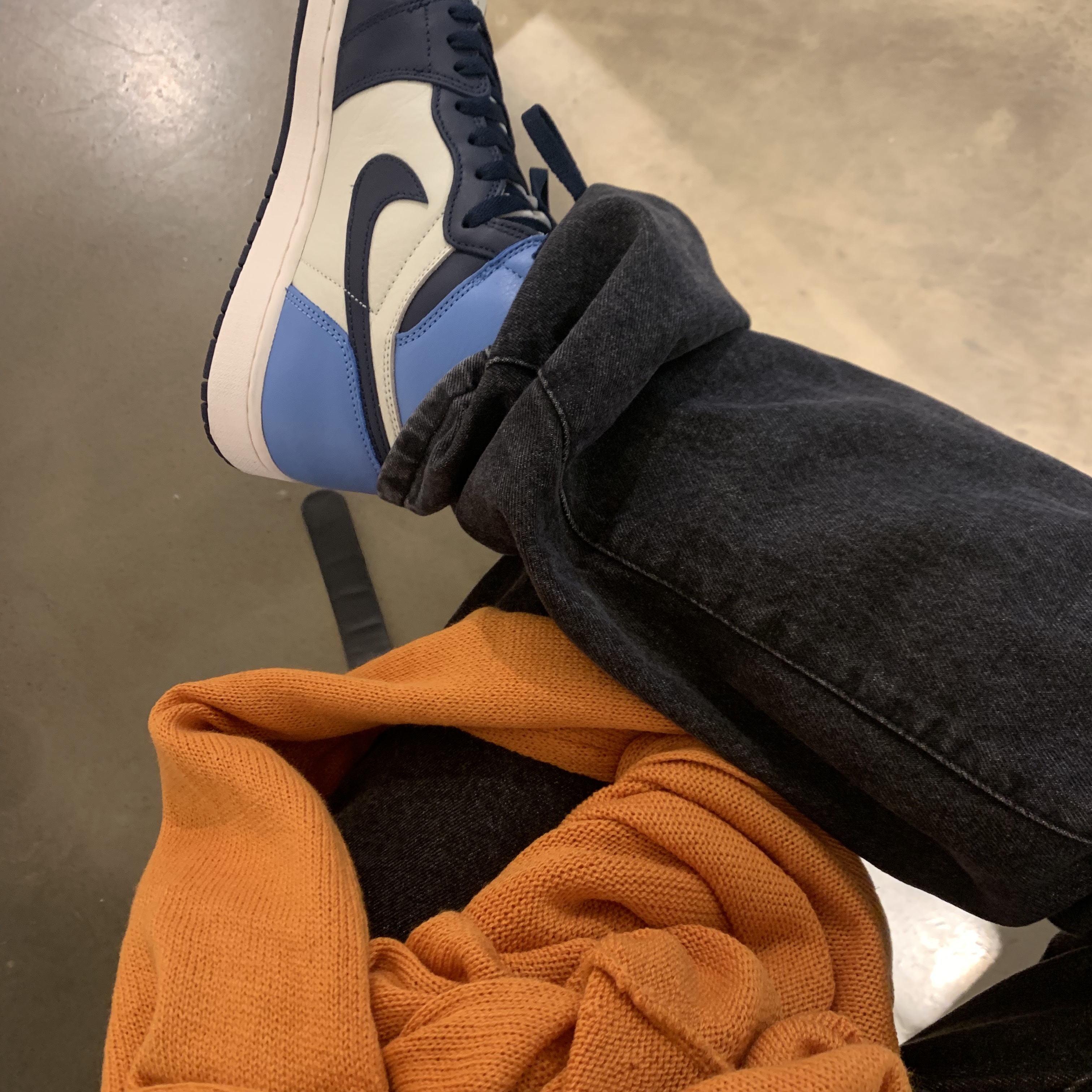 Jordan 1 Retro High Obsidian UNC 착용 스타일