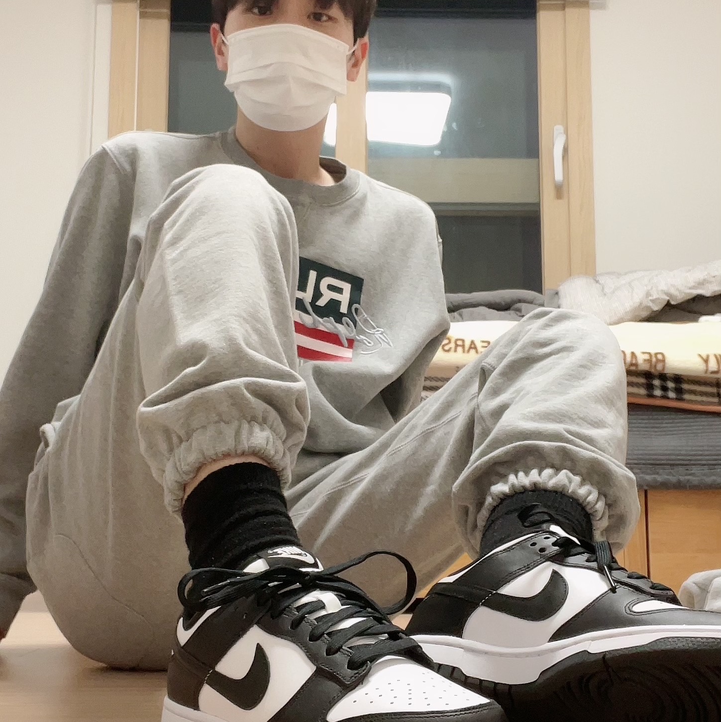 Nike Dunk Low Retro Black 착용 스타일