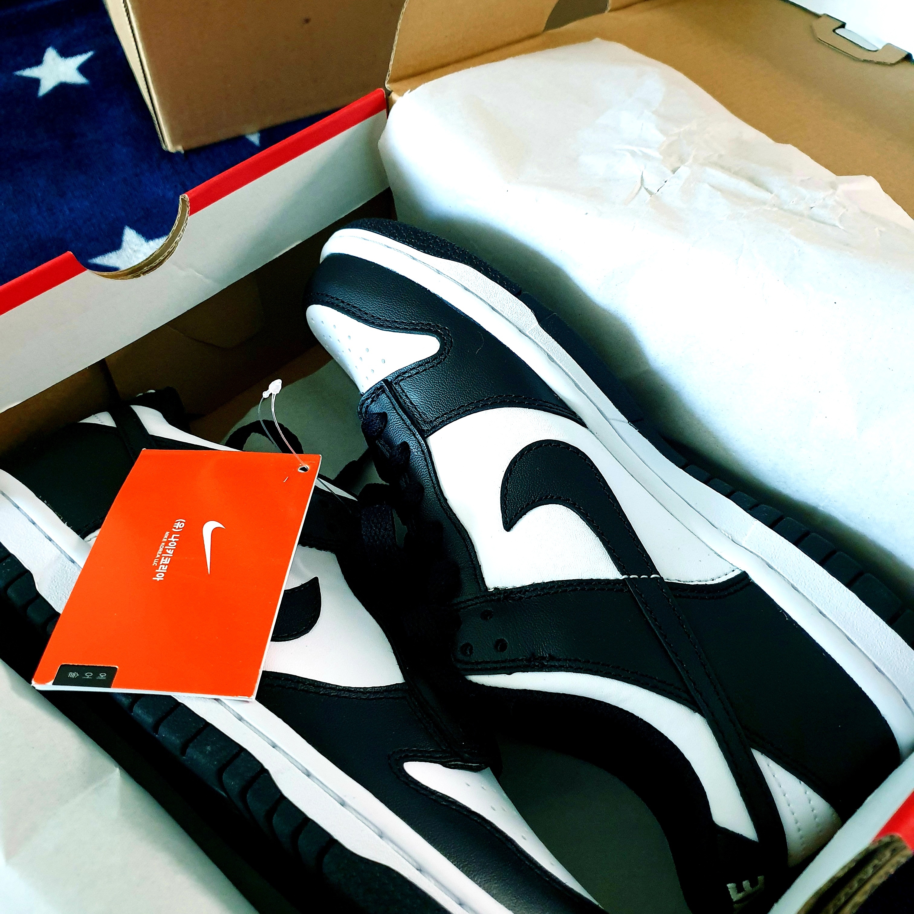 (W) Nike Dunk Low Black 착용 스타일 - 1