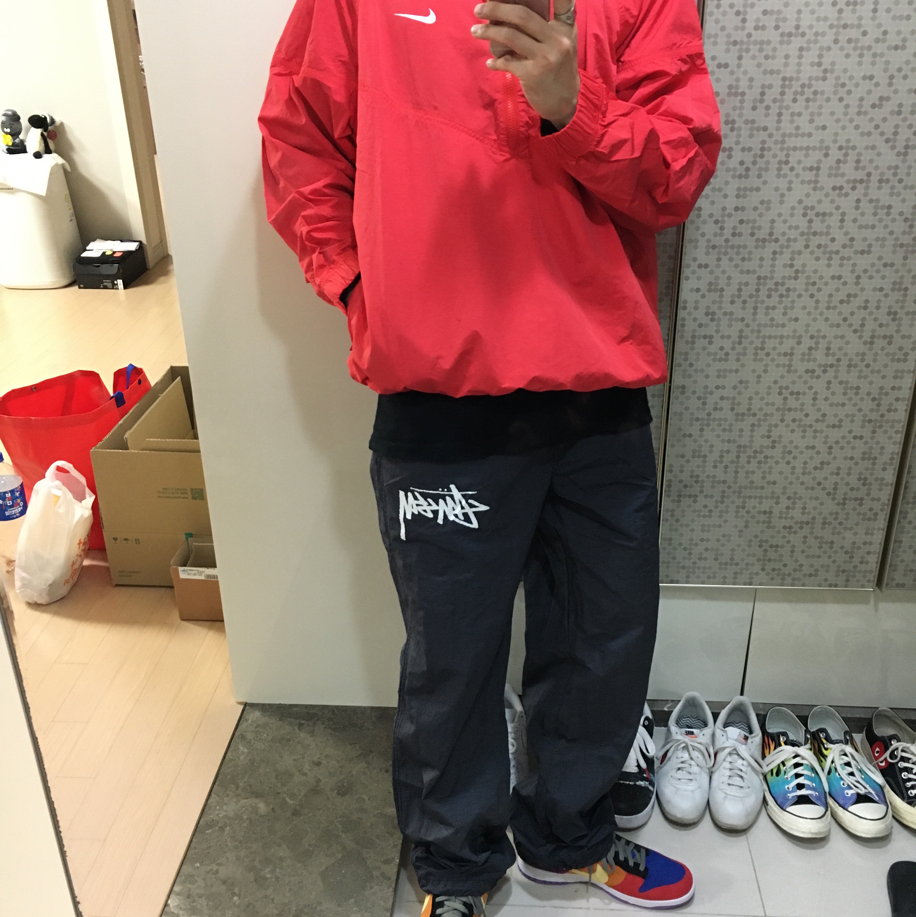 Nike Dunk Low SP Retro Viotech 2019, Nike x Stussy Beach Pants Off Noir 착용 스타일