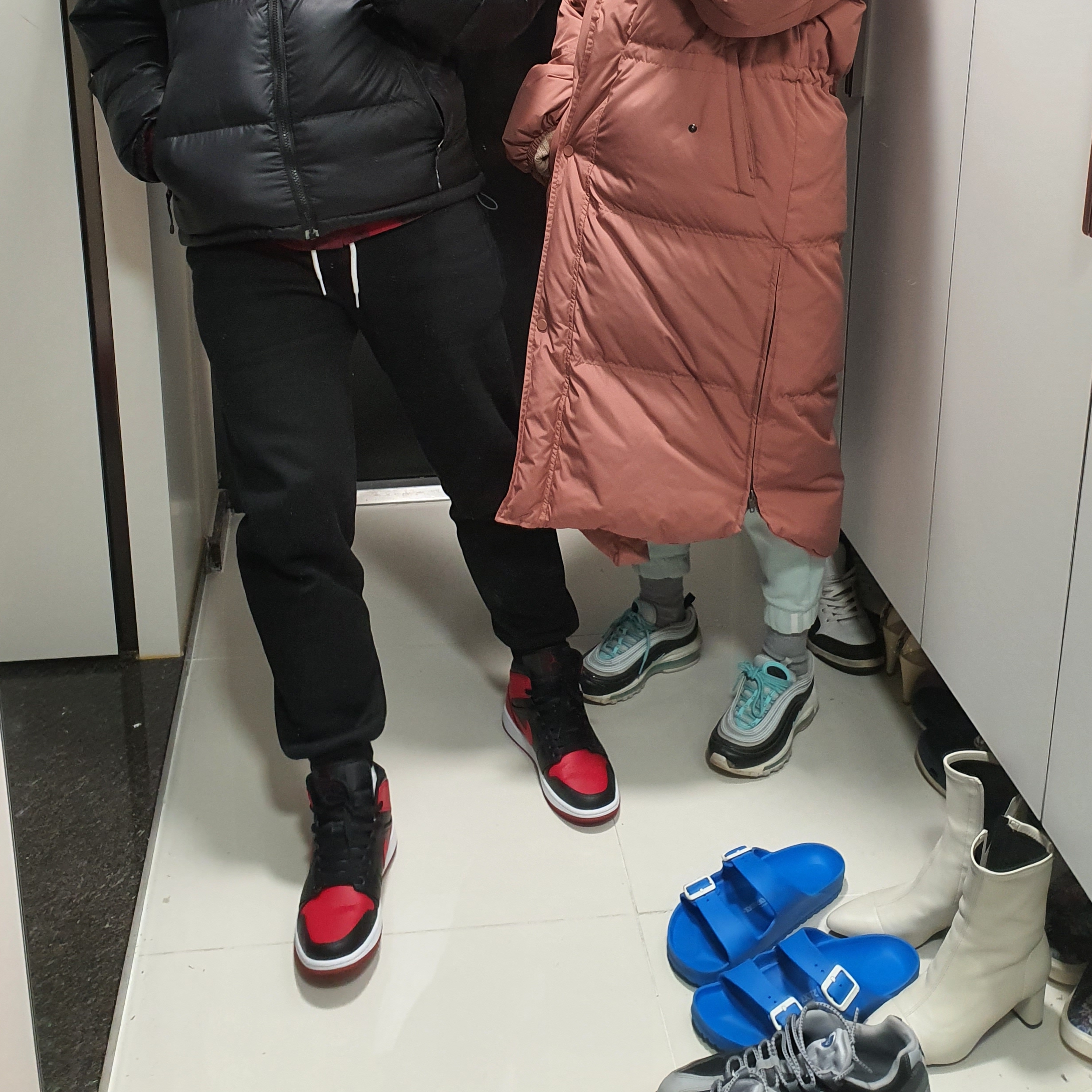 Jordan 1 Mid Bred Banned 2020 착용 스타일 - 1