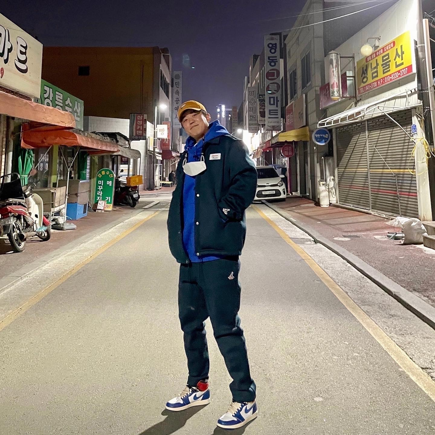 Jordan 1 x Union Retro High Blue Toe, Jordan x Union Leisure Pants Navy 착용 스타일 - 2