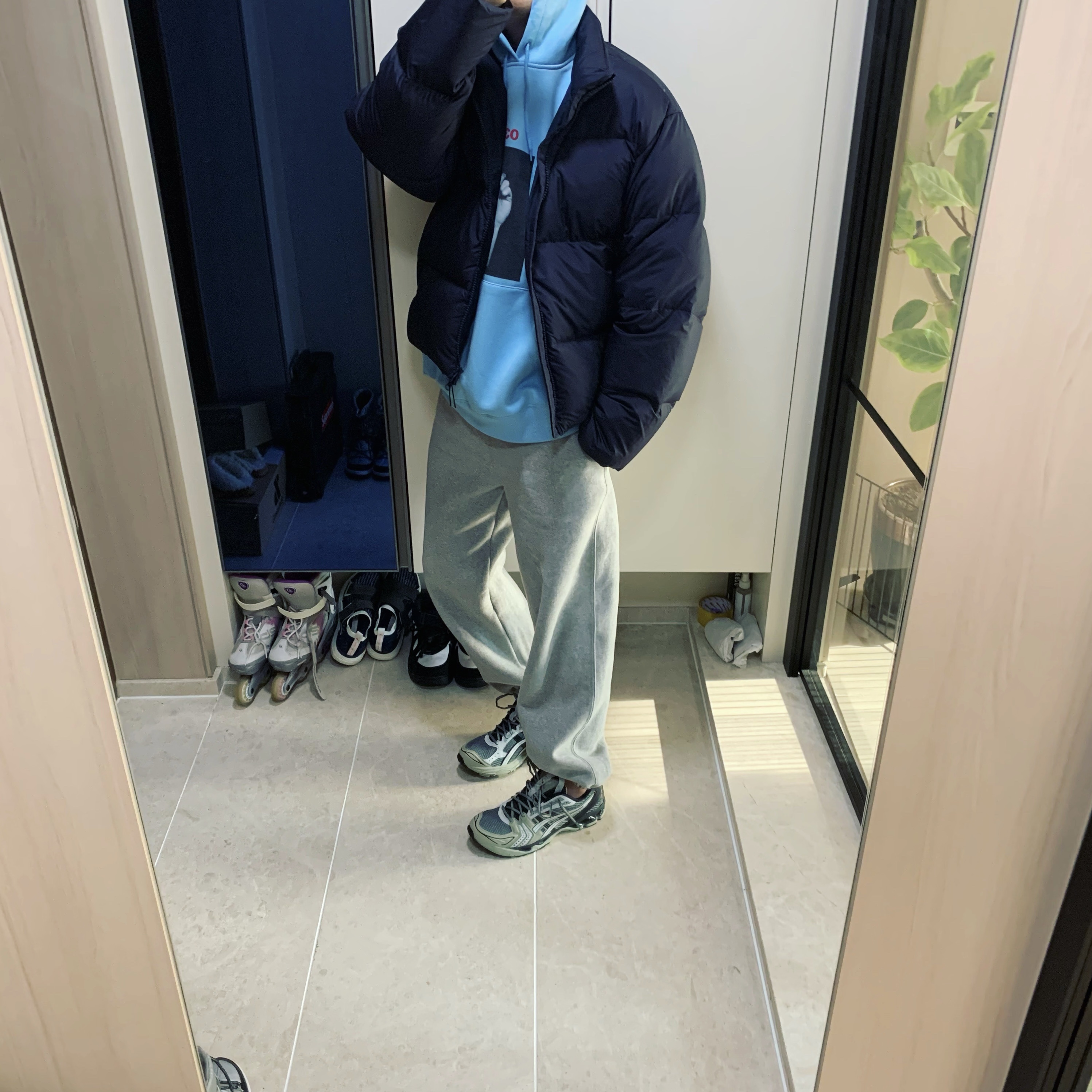 Asics UB1-S Gel-Kayano 14 Piedmont Grey 착용 스타일 - 1