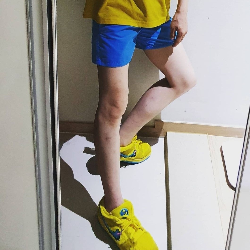 Nike x Grateful Dead SB Dunk Low Yellow Bear 착용 스타일 - 1
