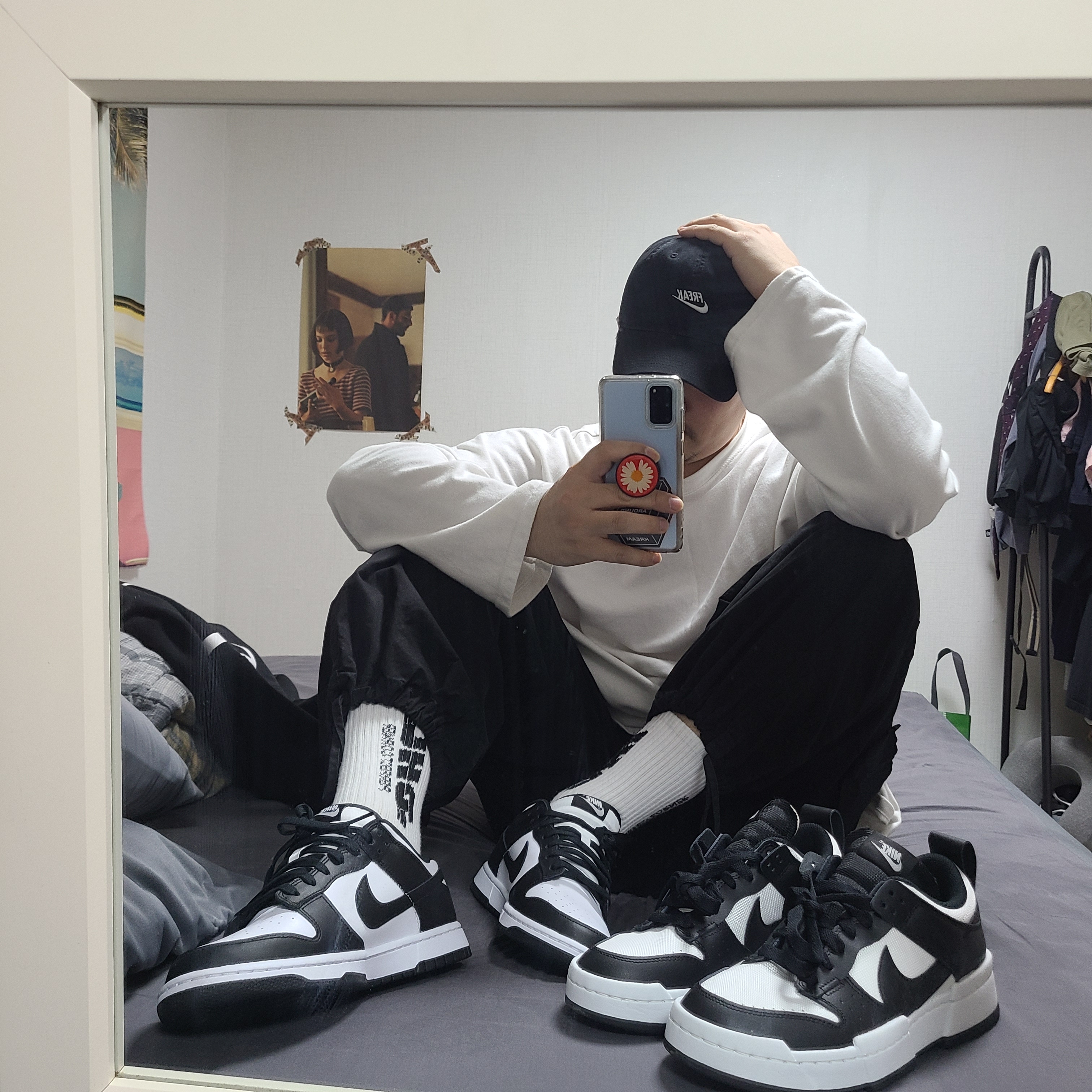 Nike Dunk Low Retro Black, (W) Nike Dunk Low Disrupt Black White 착용 스타일 - 2