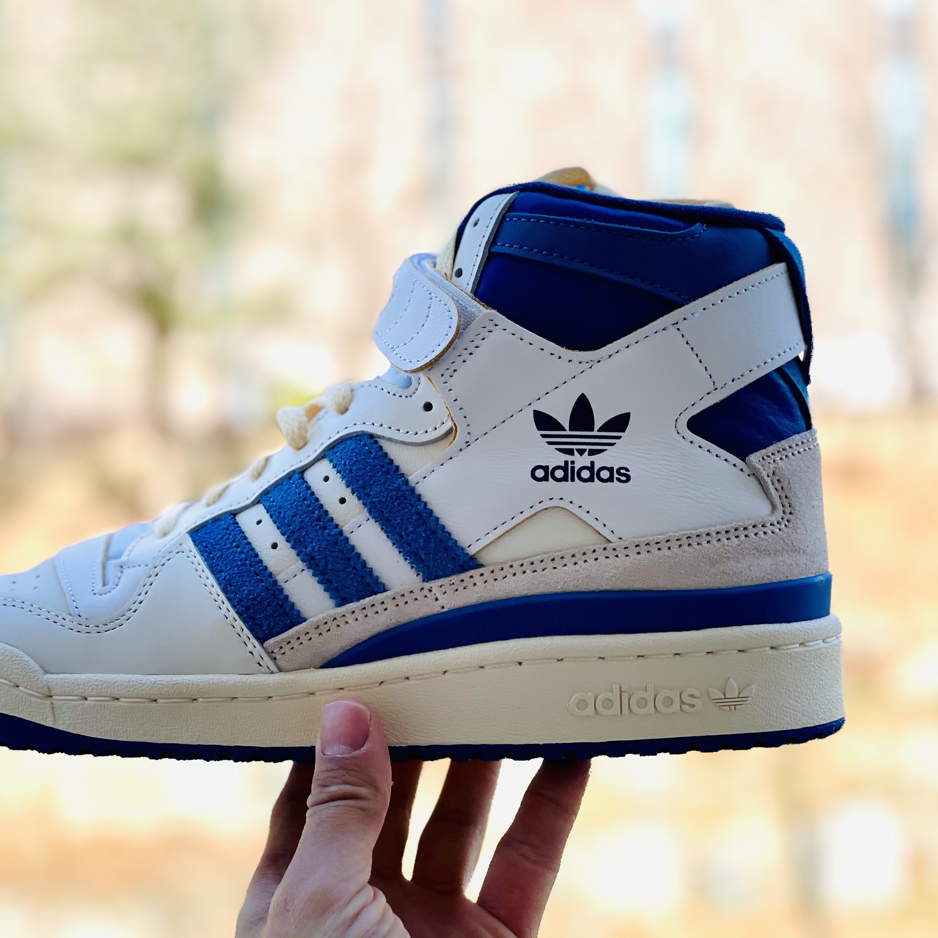 Adidas OG Forum 84 High Blue Thread 착용 스타일