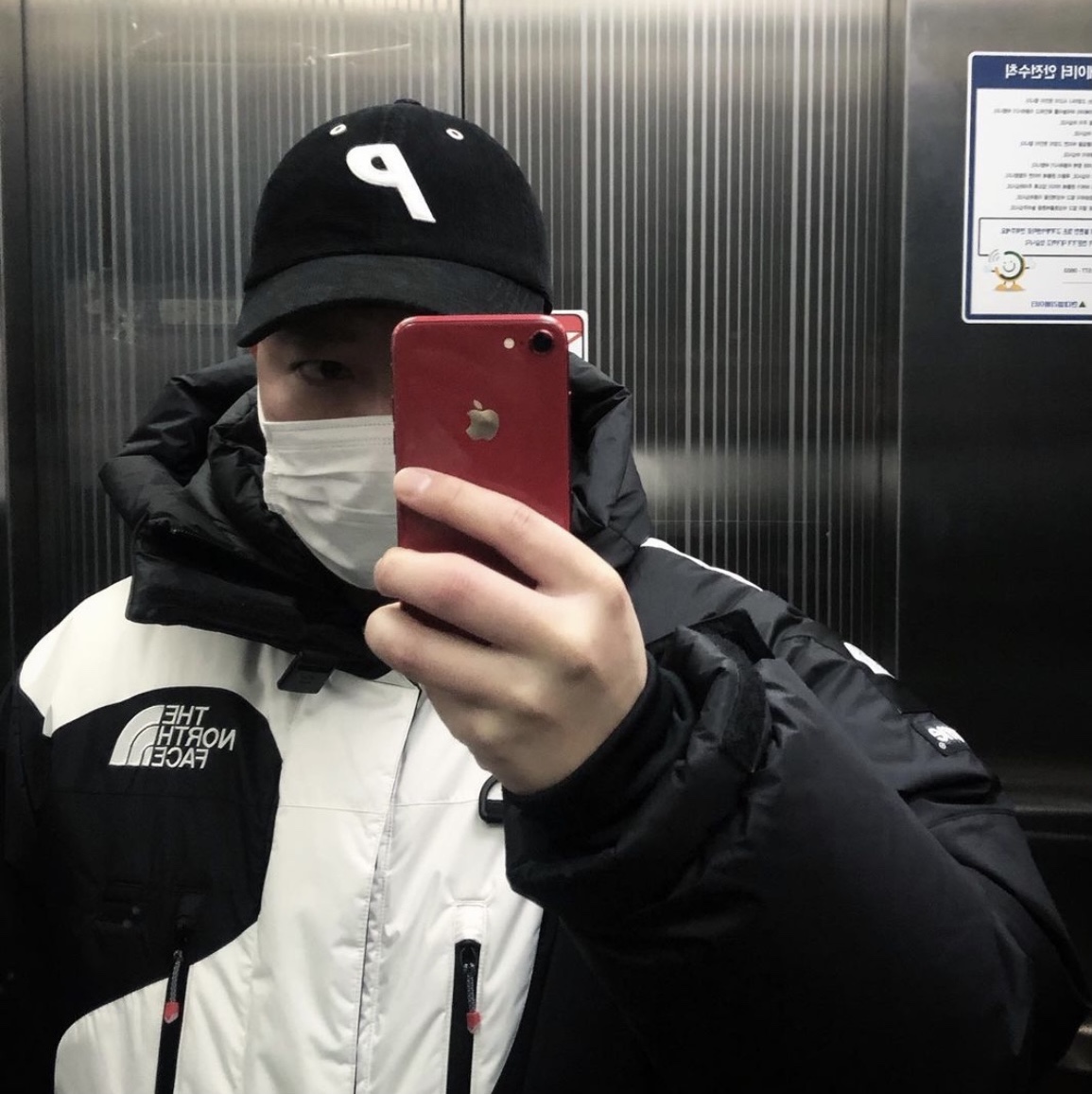 Supreme x The North Face S Logo Summit Series Himalayan Parka Black - 20FW 착용 스타일
