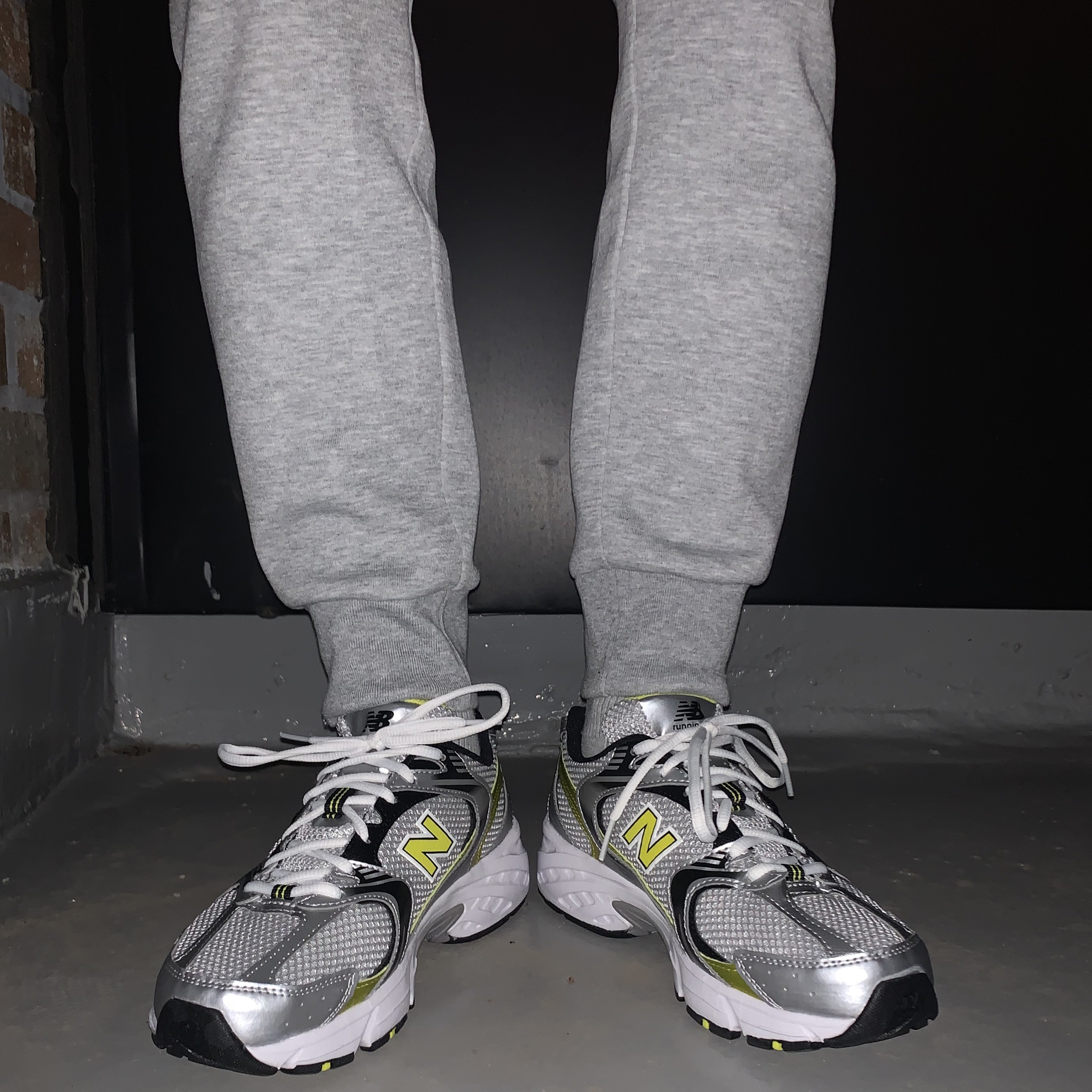 New Balance 530 Silver 착용 스타일