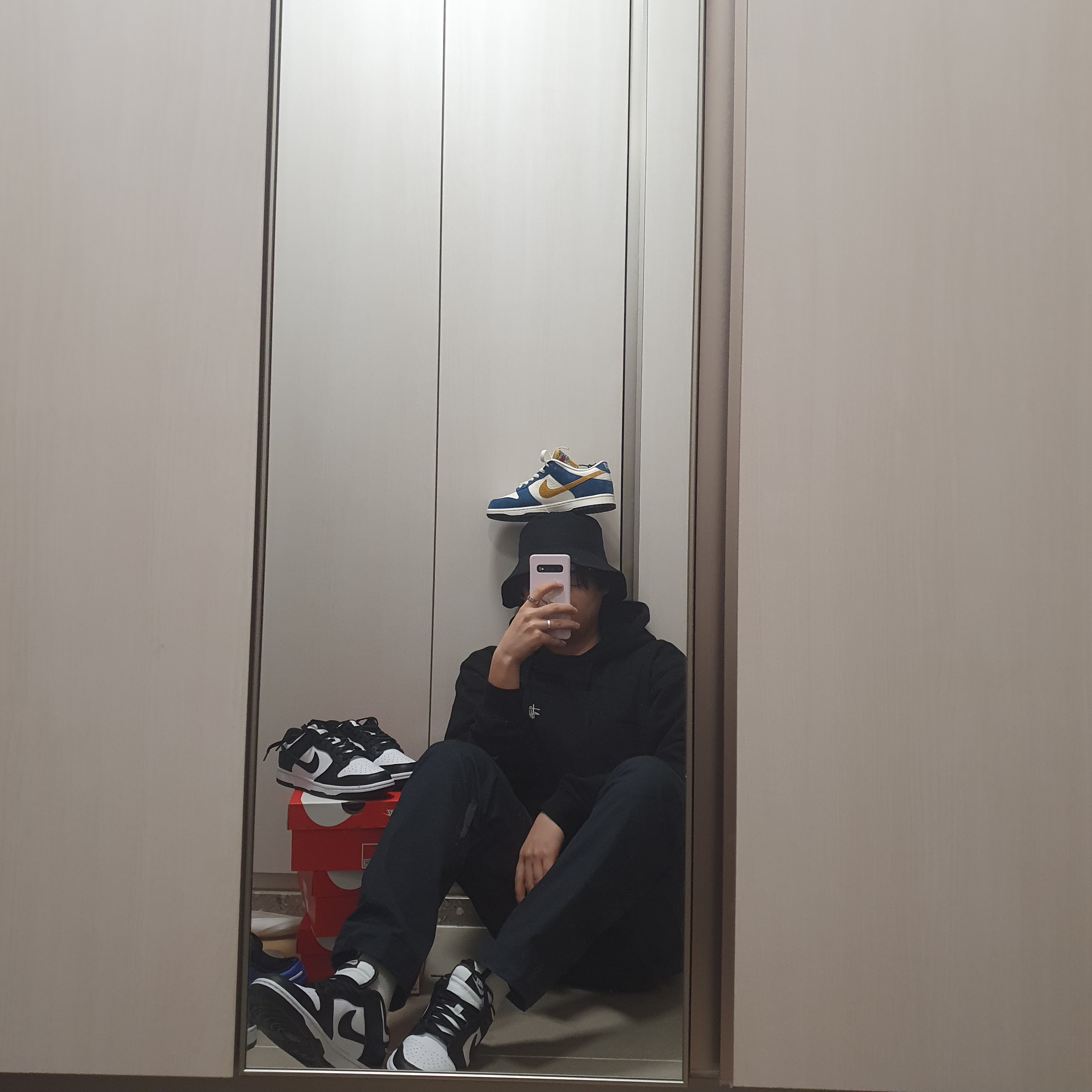 Nike x Kasina Dunk Low 80's Bus, Nike Dunk Low Retro Black 착용 스타일