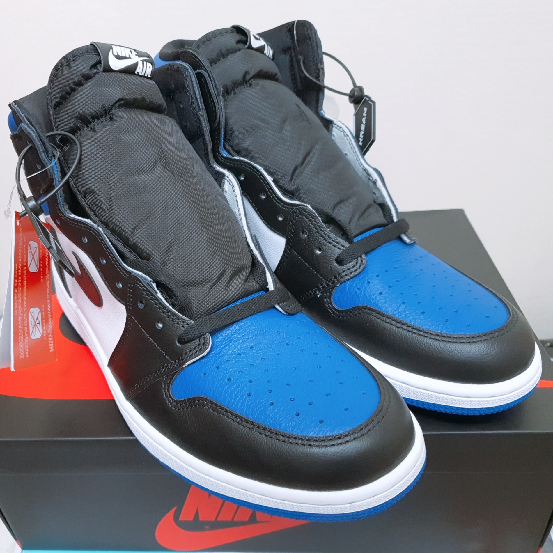 Jordan 1 Retro High OG Royal Toe 착용 스타일