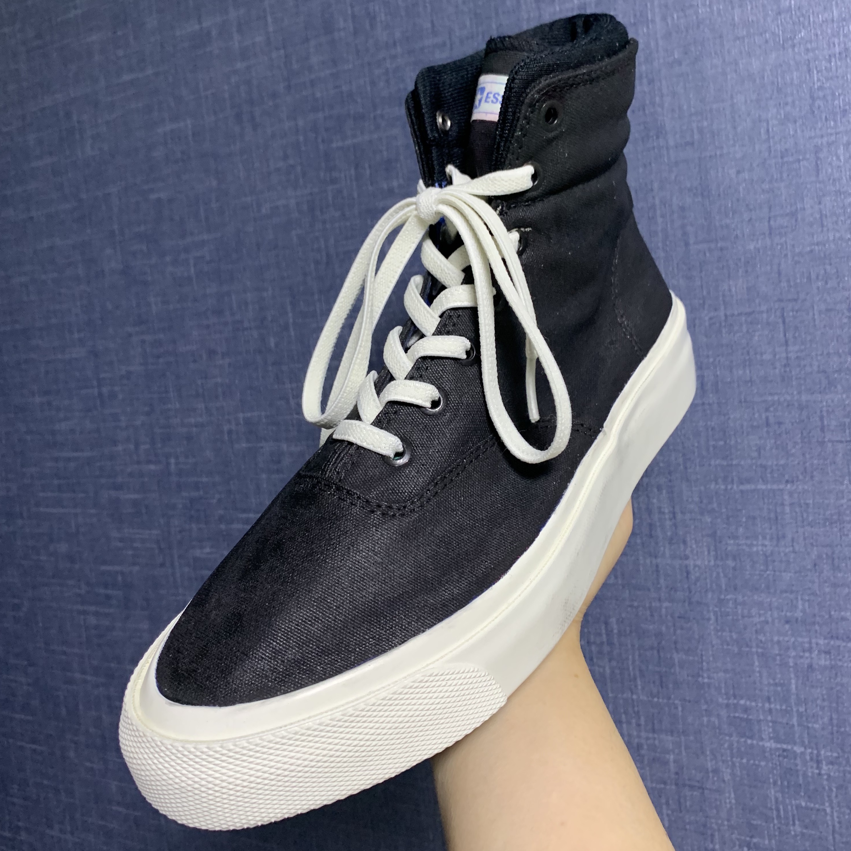 Converse x Fear of God Essentials Skid Grip Hi 착용 스타일