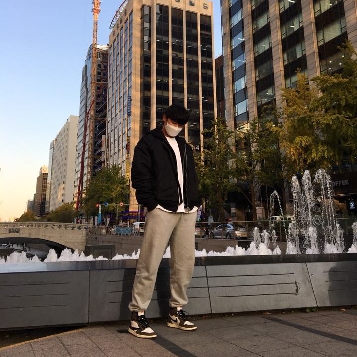 Jordan 1 x Travis Scott Retro High OG SP Mocha 착용 스타일