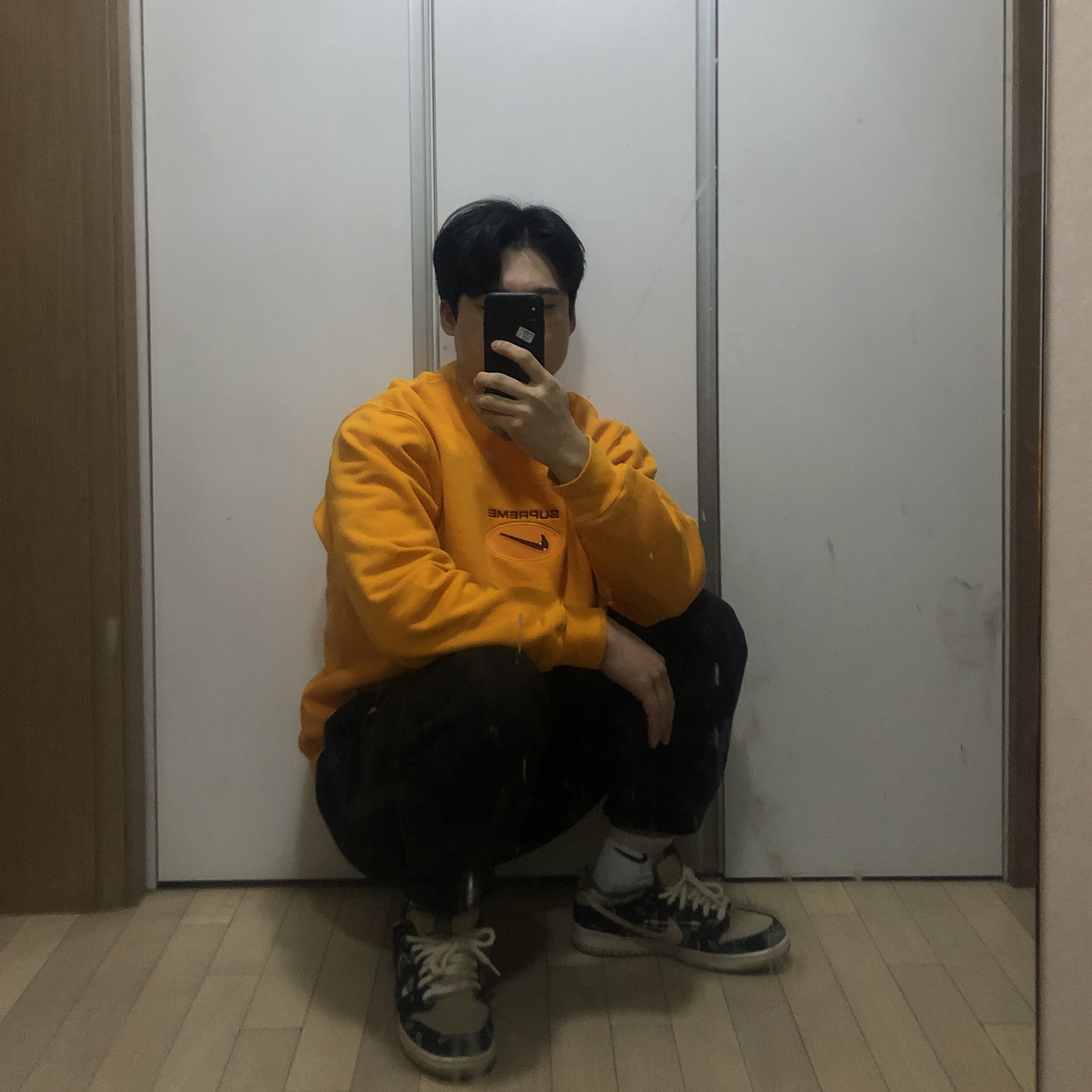 Supreme x Nike Jewel Crewneck Orange - 20FW, Nike x Travis Scott SB Dunk Low 착용 스타일