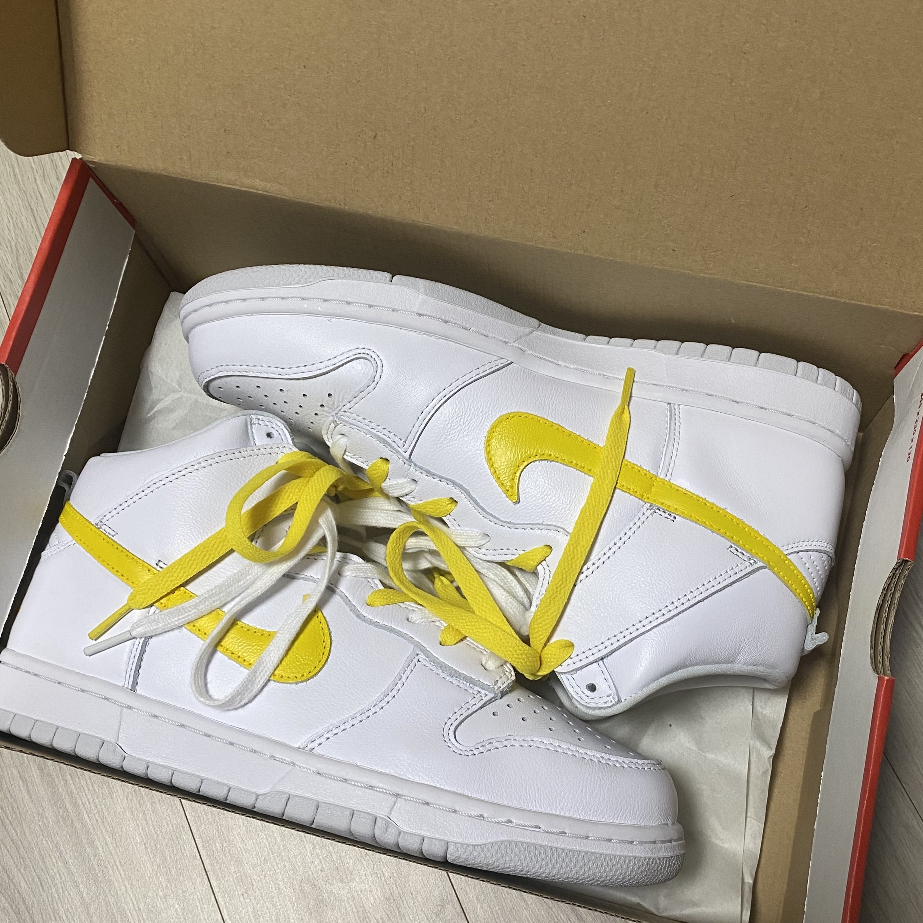 Nike Dunk High SP Pure Platinum 착용 스타일
