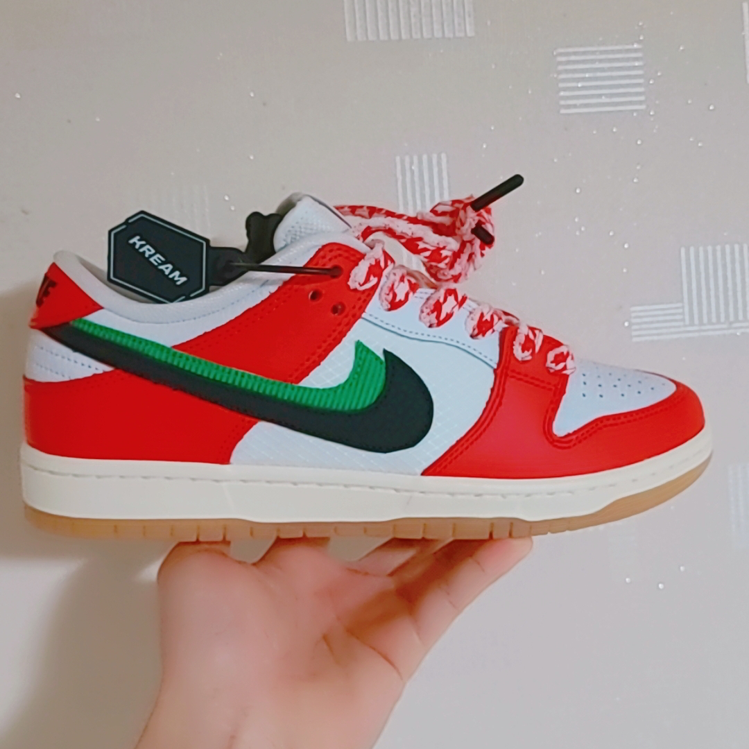 Nike x Frame Skate SB Dunk Low Pro Habibi 착용 스타일