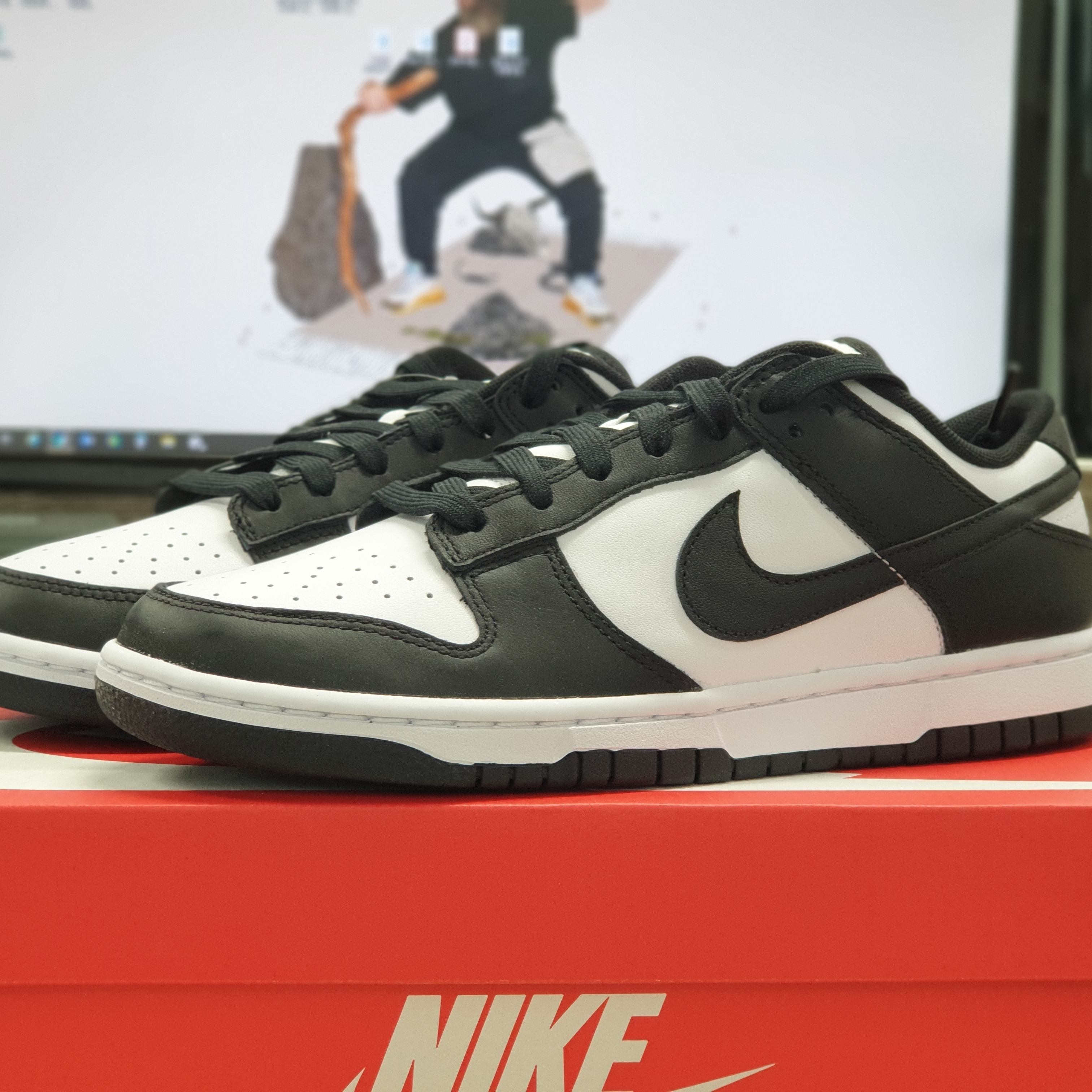 Nike Dunk Low Retro Black 착용 스타일