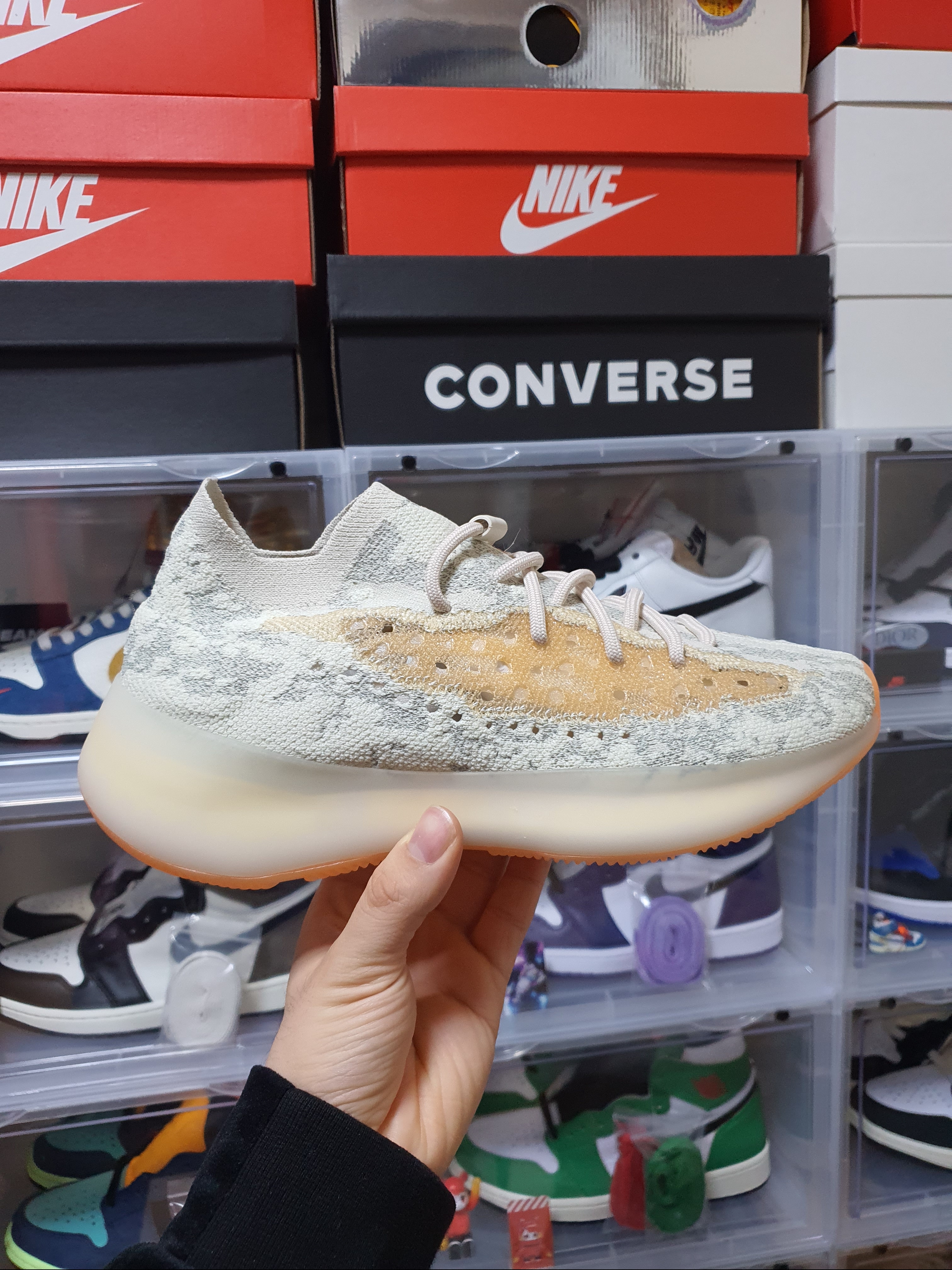 Adidas Yeezy Boost 380 Yecoraite - Reflective 착용 스타일 - 3