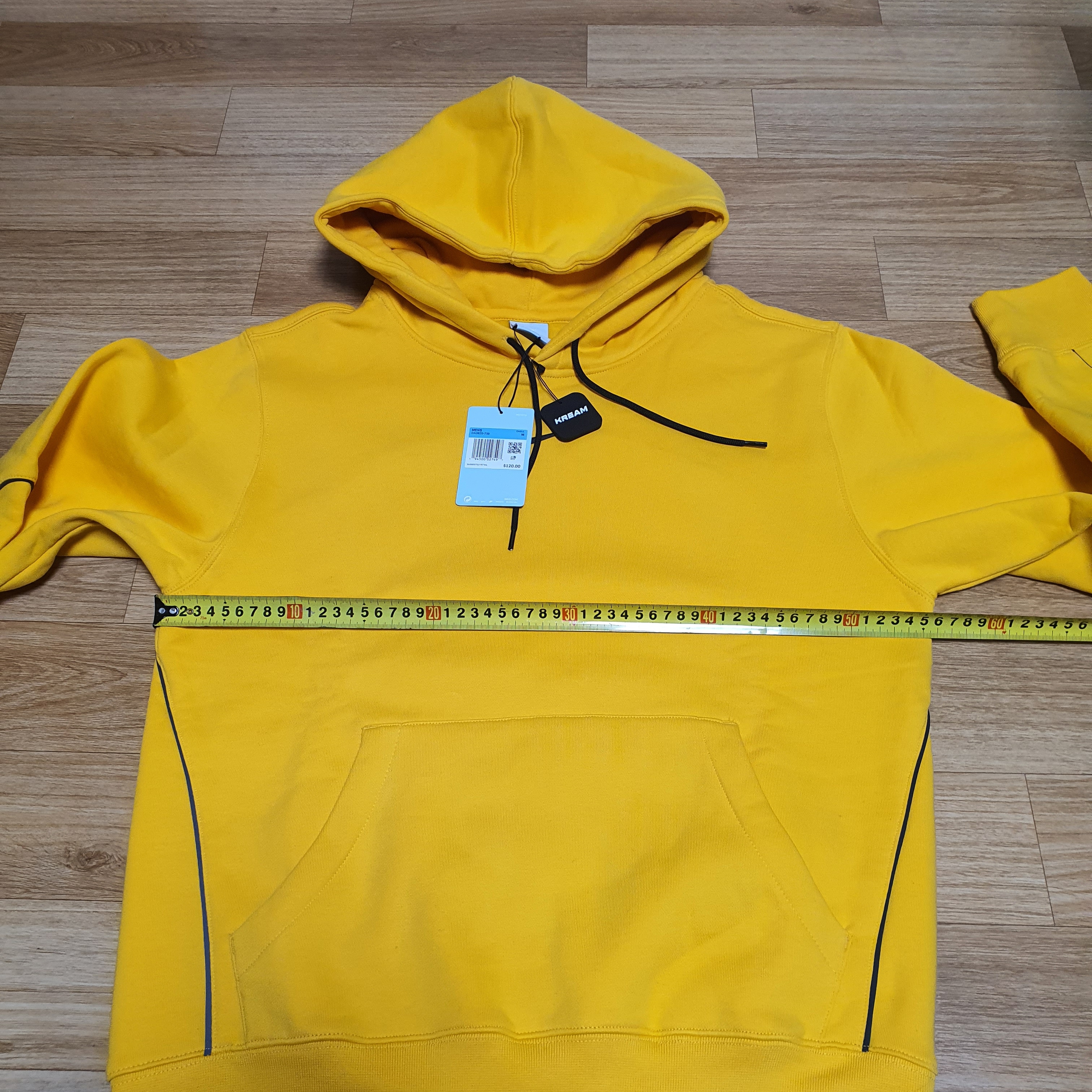 Nike x Drake Nocta Essential Hoodie University Gold - US/EU 착용 스타일 - 4