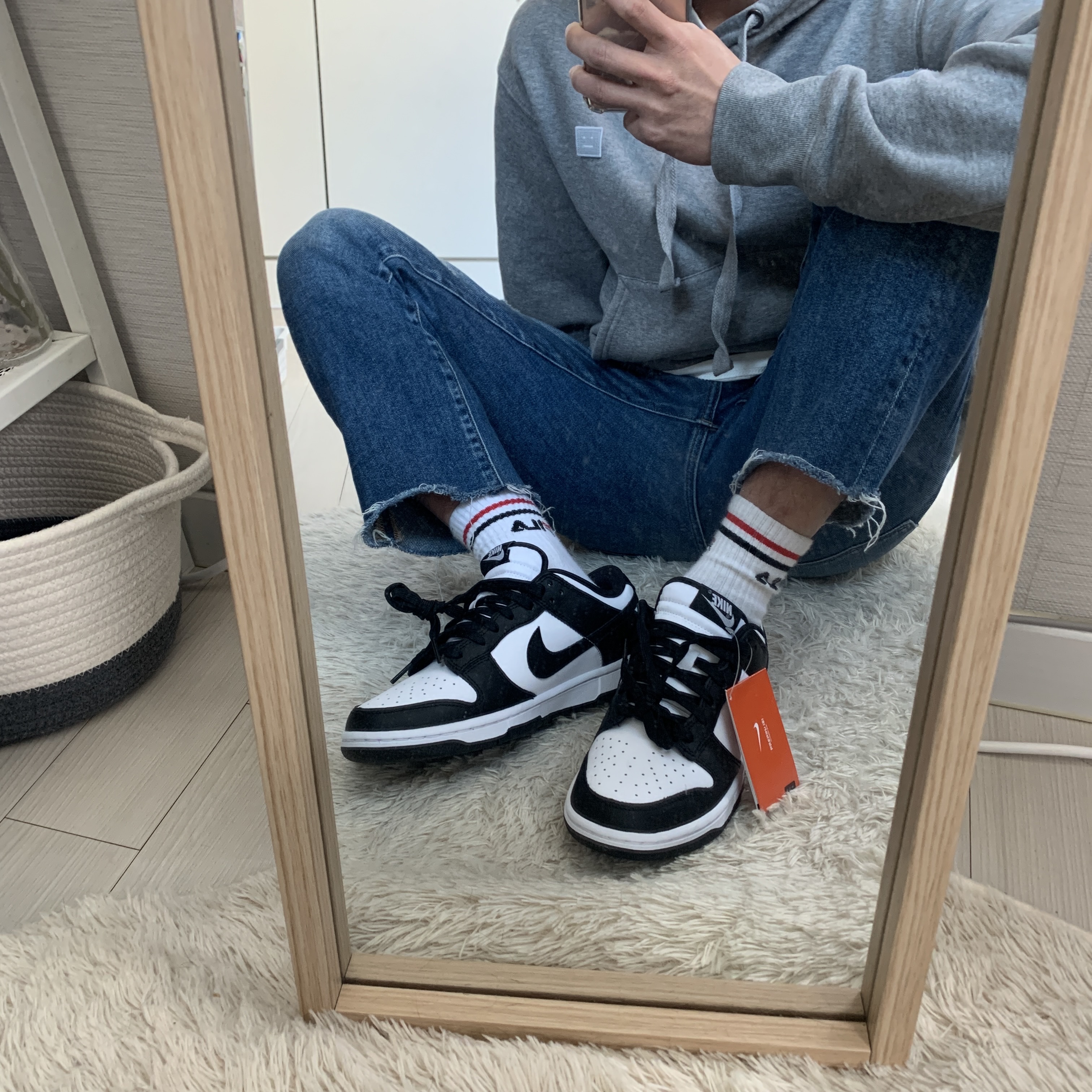 Nike Dunk Low Retro Black 착용 스타일 - 1