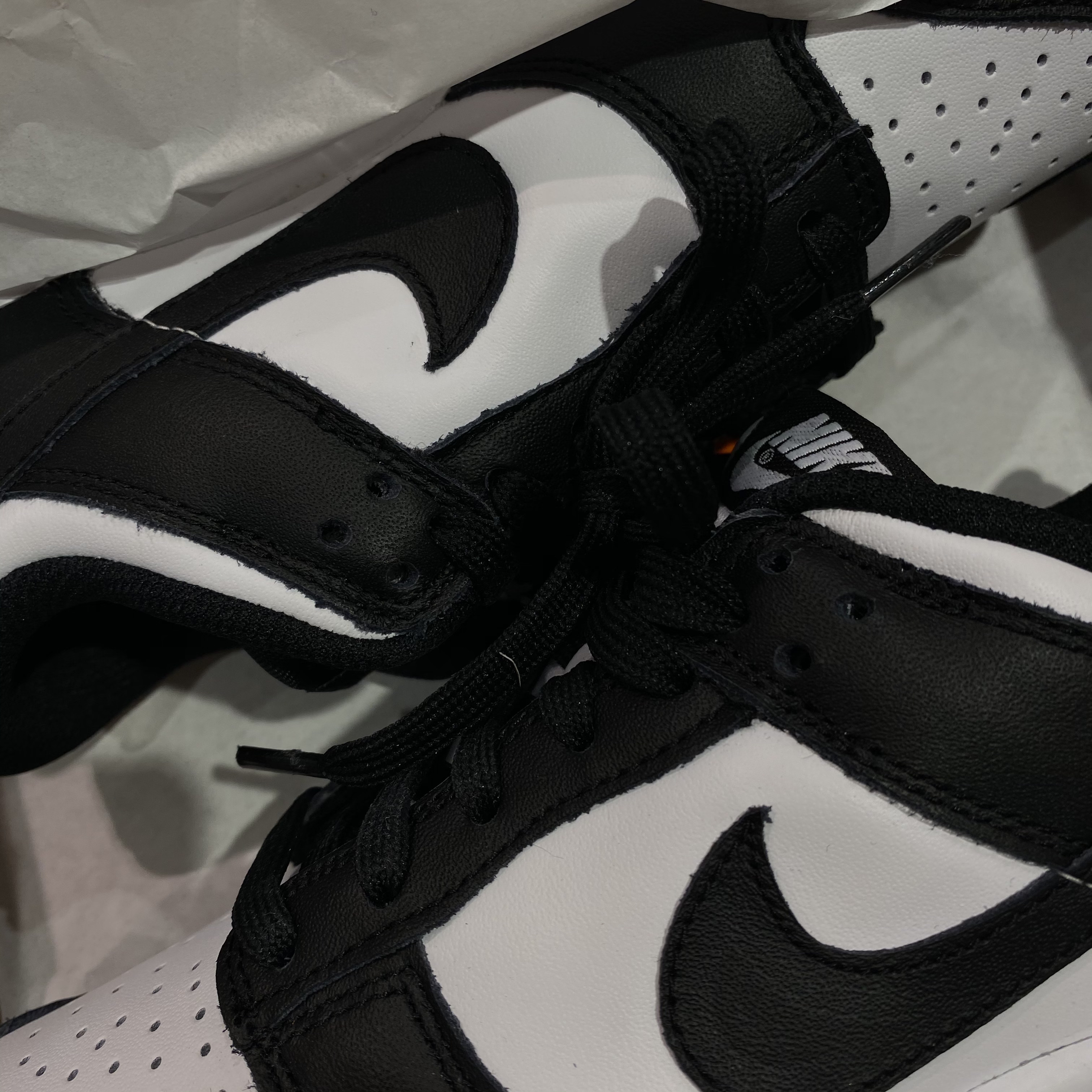 (W) Nike Dunk Low Black 착용 스타일