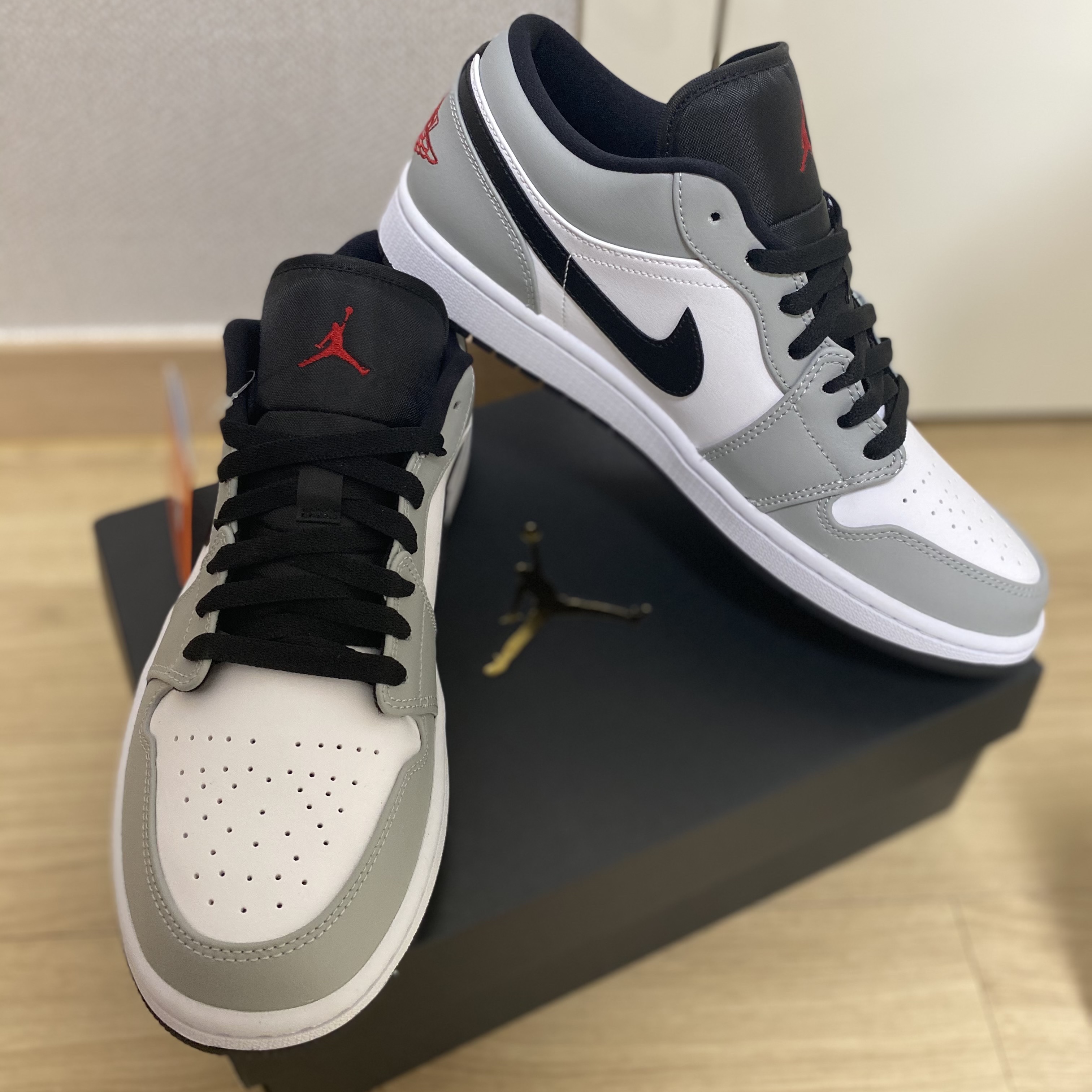 Jordan 1 Low Light Smoke Grey 착용 스타일