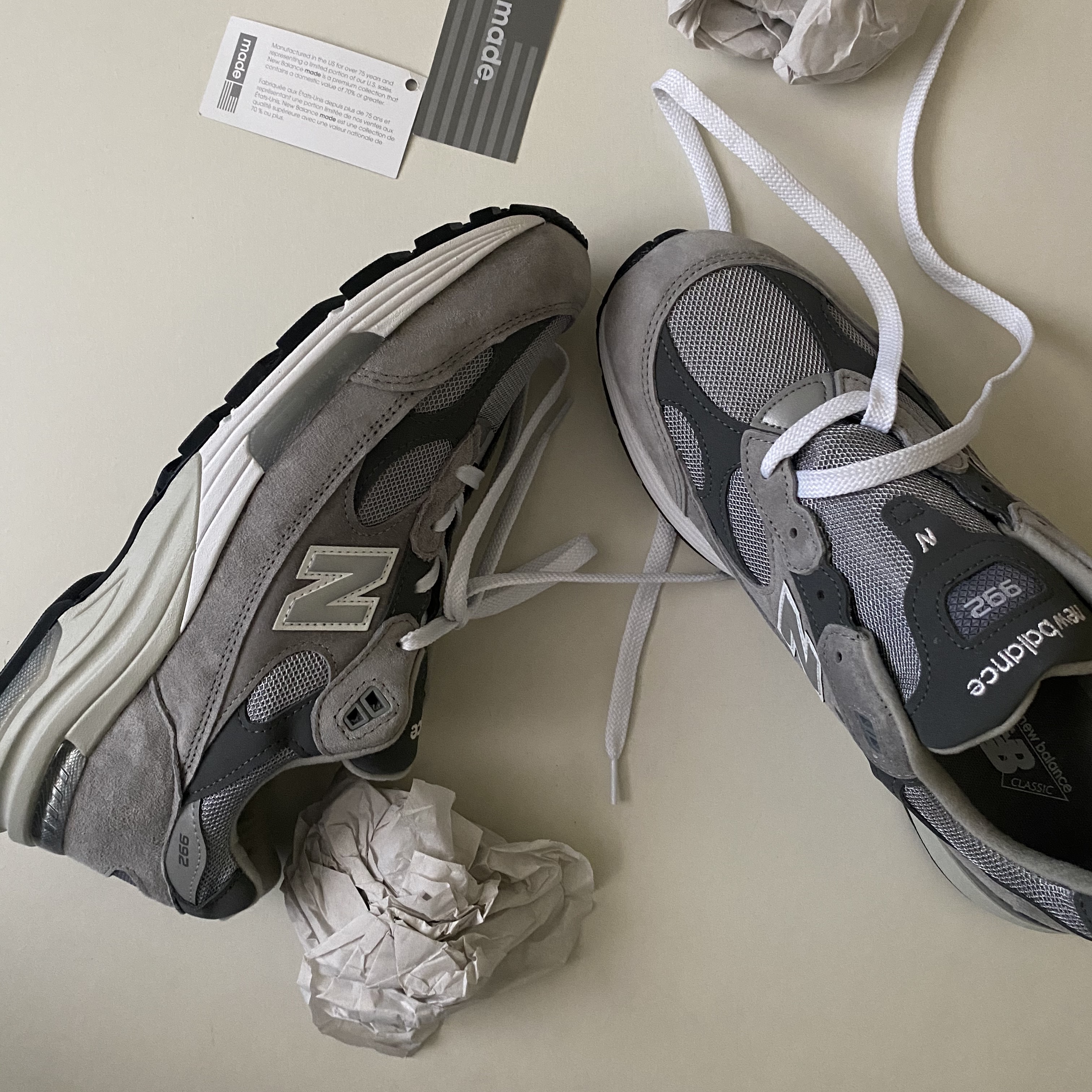 New Balance 992 Made in USA Grey - D Standard 착용 스타일