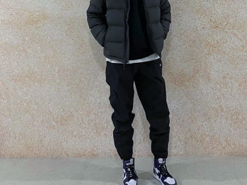 Jordan 1 Retro High OG Court Purple 2020, Nike M NRG Solo Swoosh Track Pants Black - Asia 착용 스타일