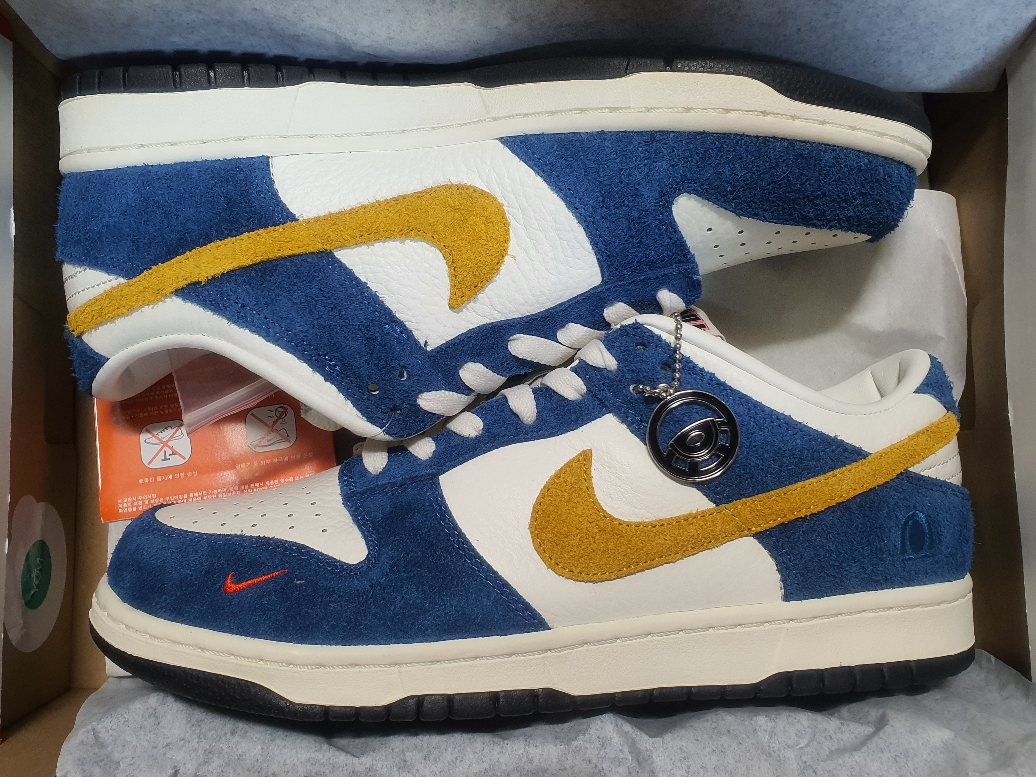 Nike x Kasina Dunk Low 80's Bus 착용 스타일