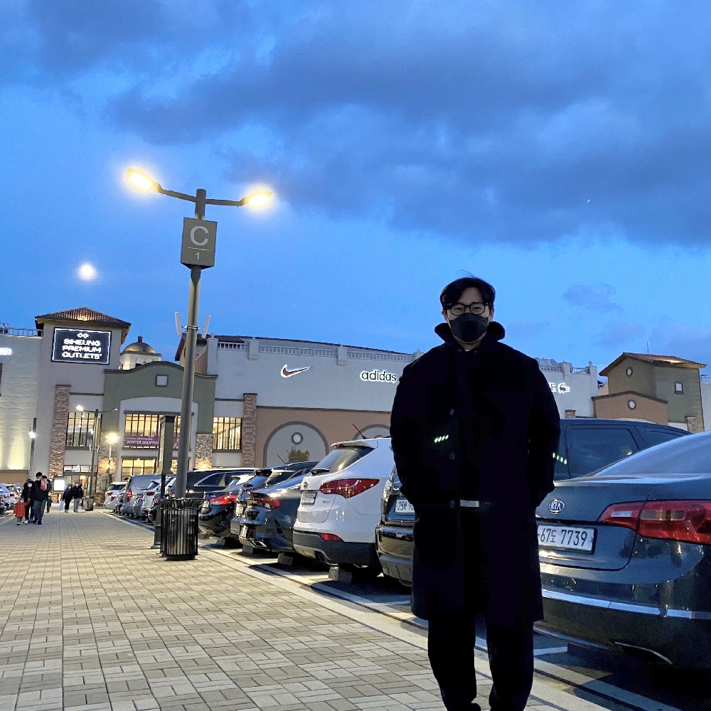 KREAM 프로필 이미지