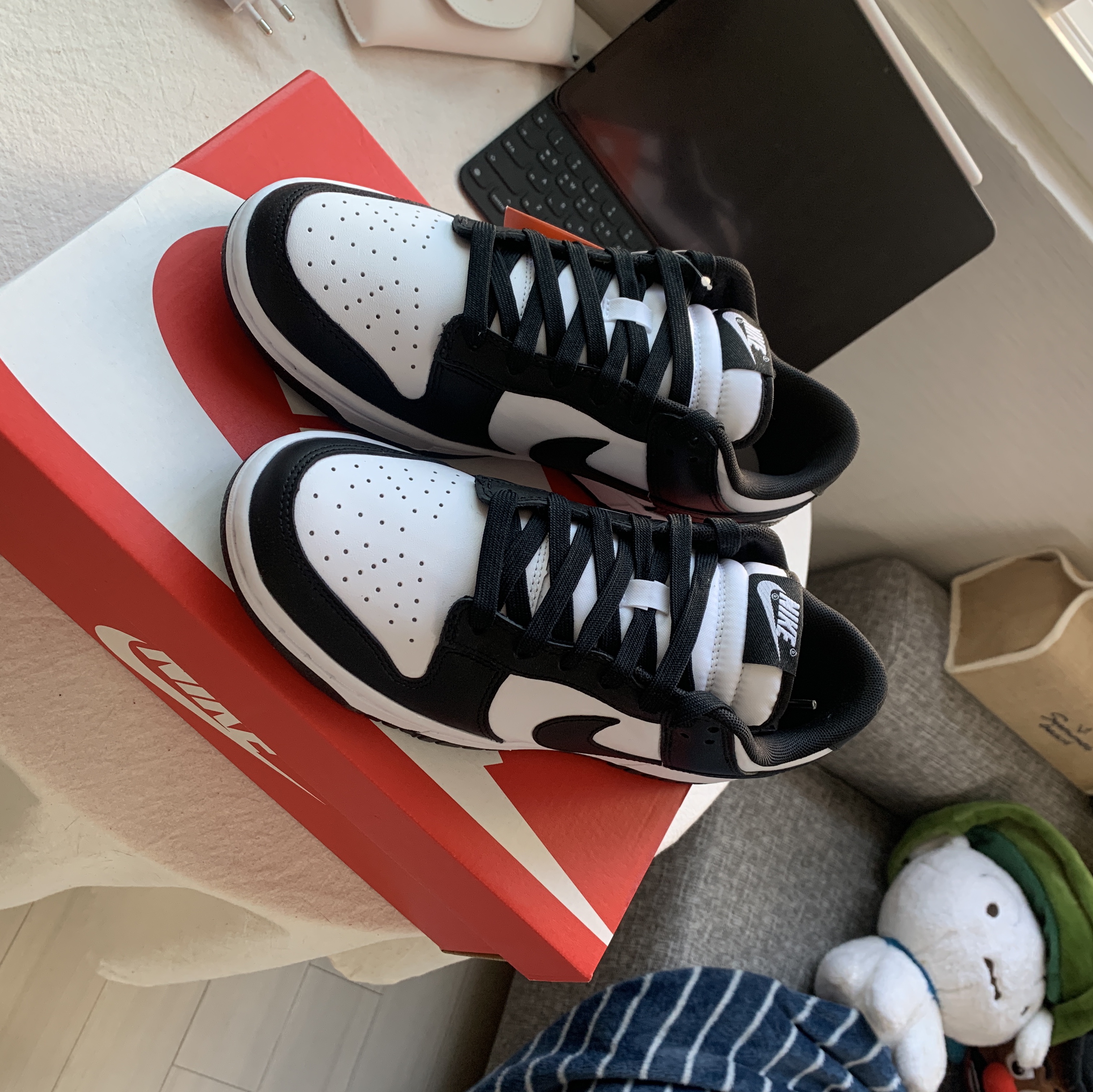 Nike Dunk Low Retro Black 착용 스타일 - 3