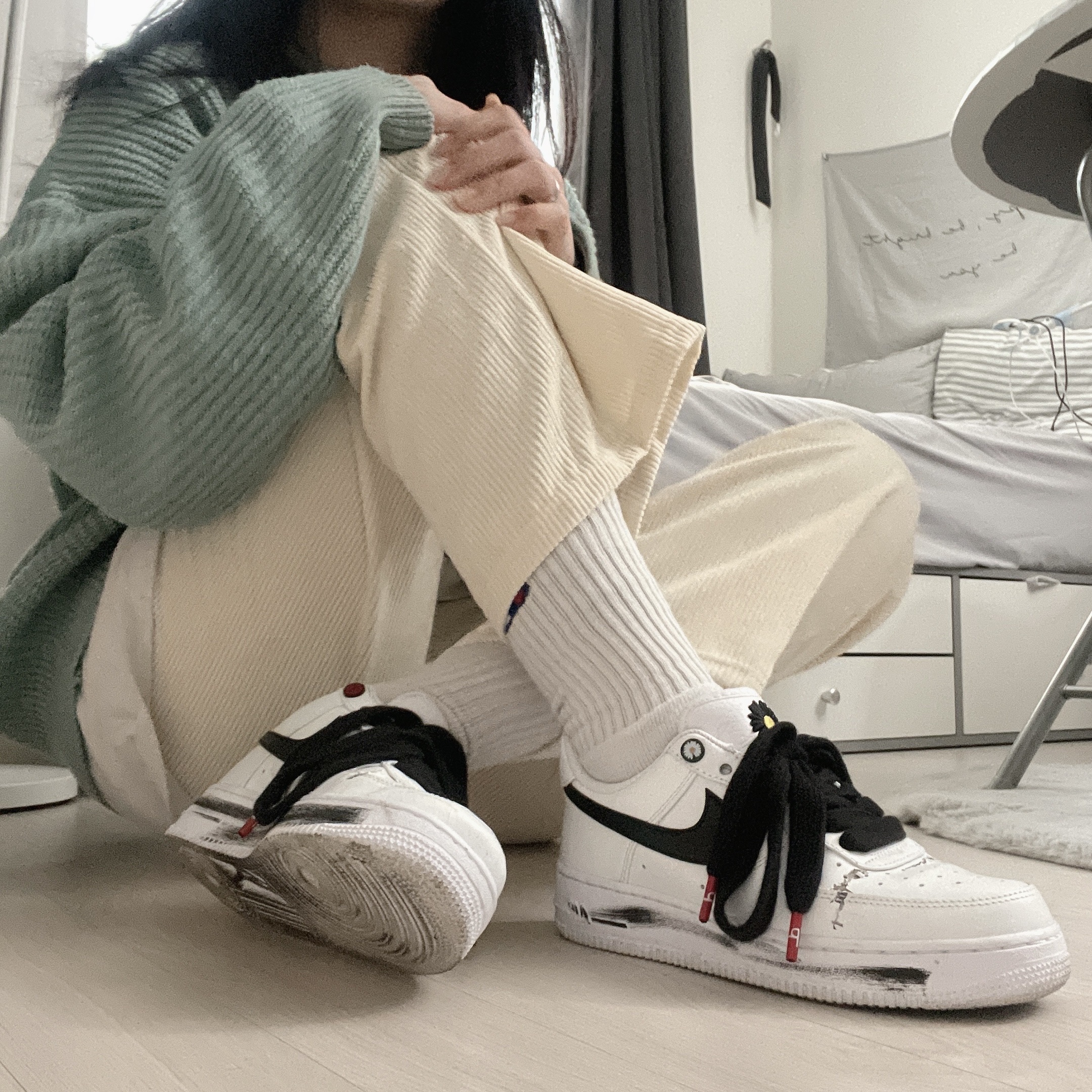 Nike x Peaceminusone Air Force 1 Low Para-Noise 2.0 착용 스타일 - 2