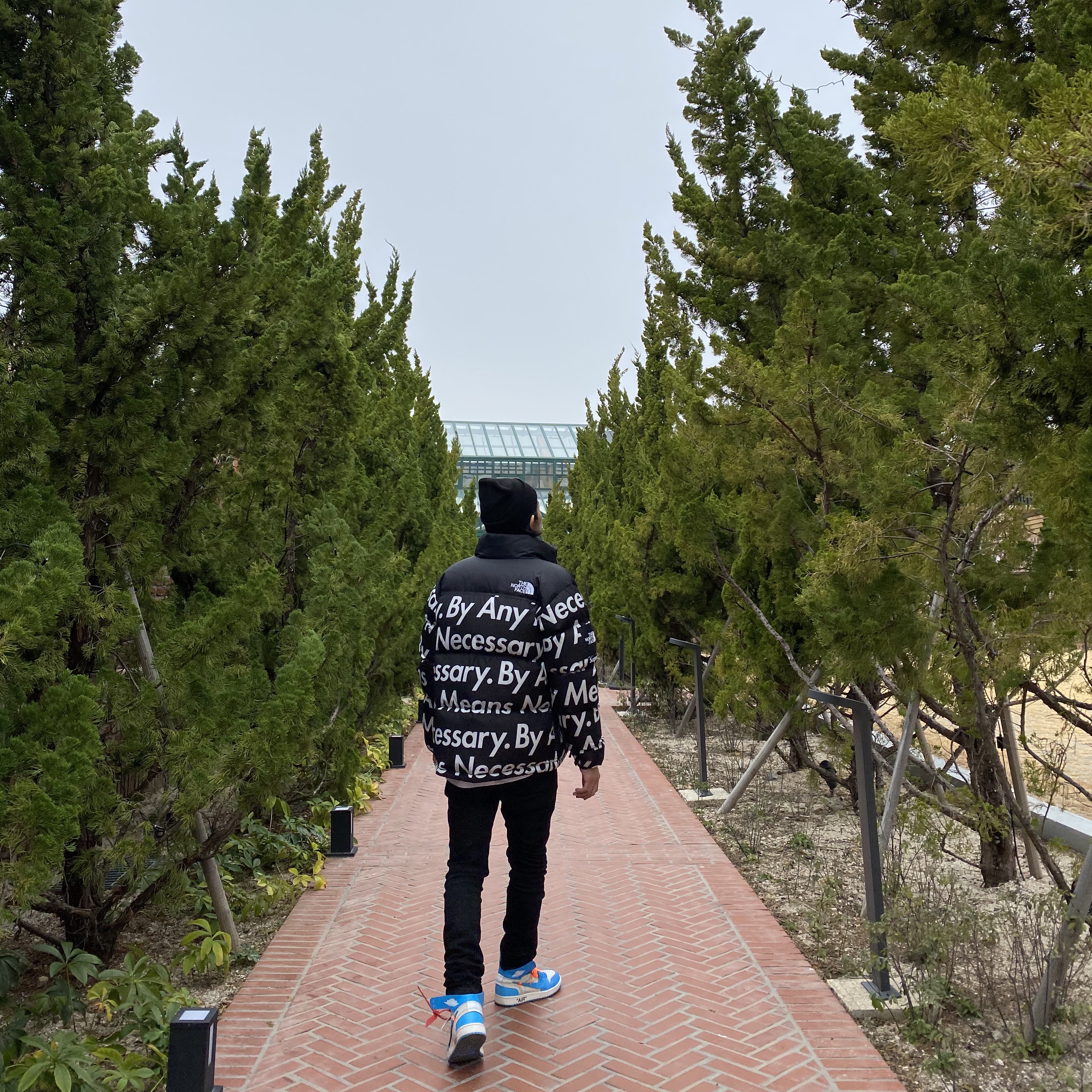 Jordan 1 x Off-White Retro High University Blue 착용 스타일
