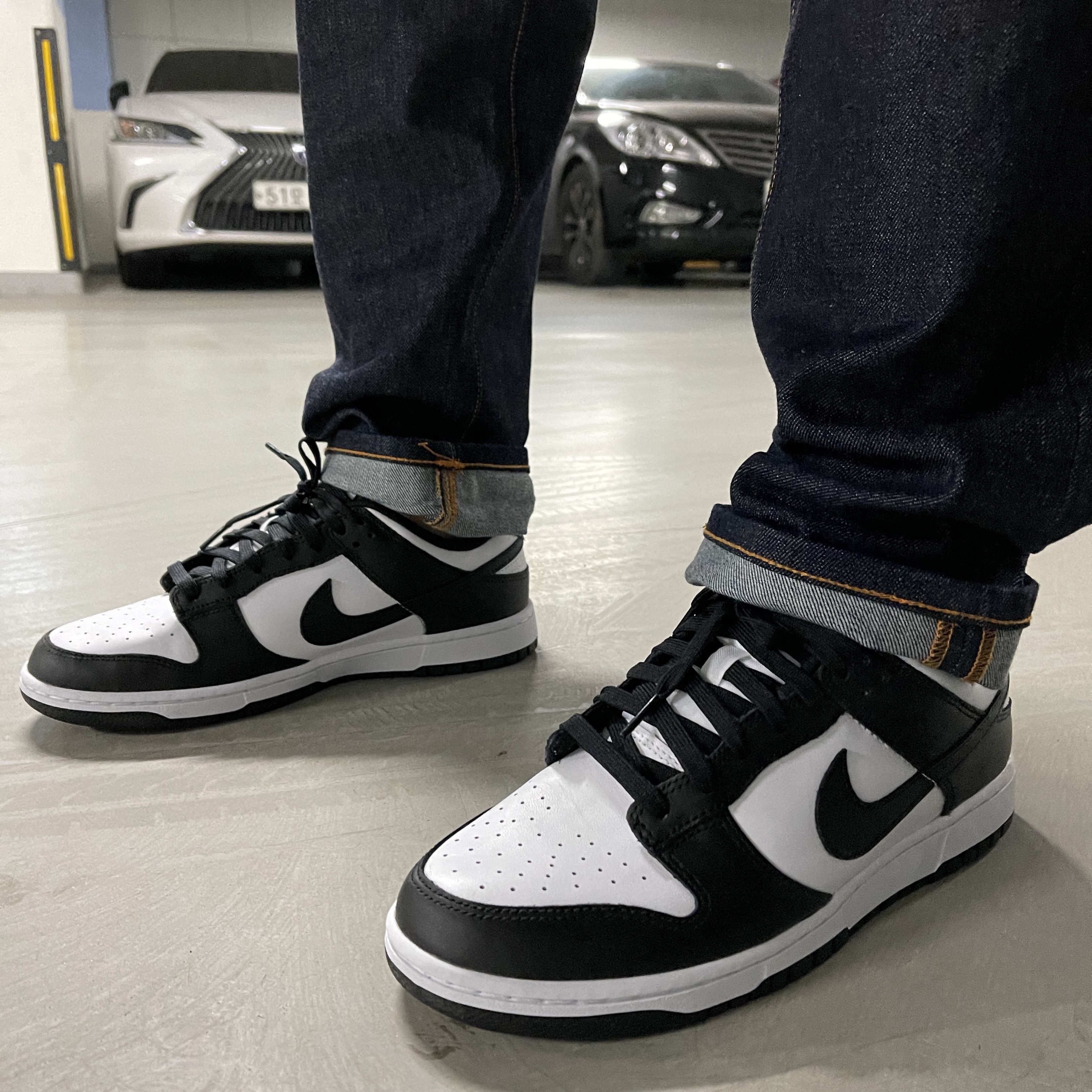 Nike Dunk Low Retro Black 착용 스타일 - 3
