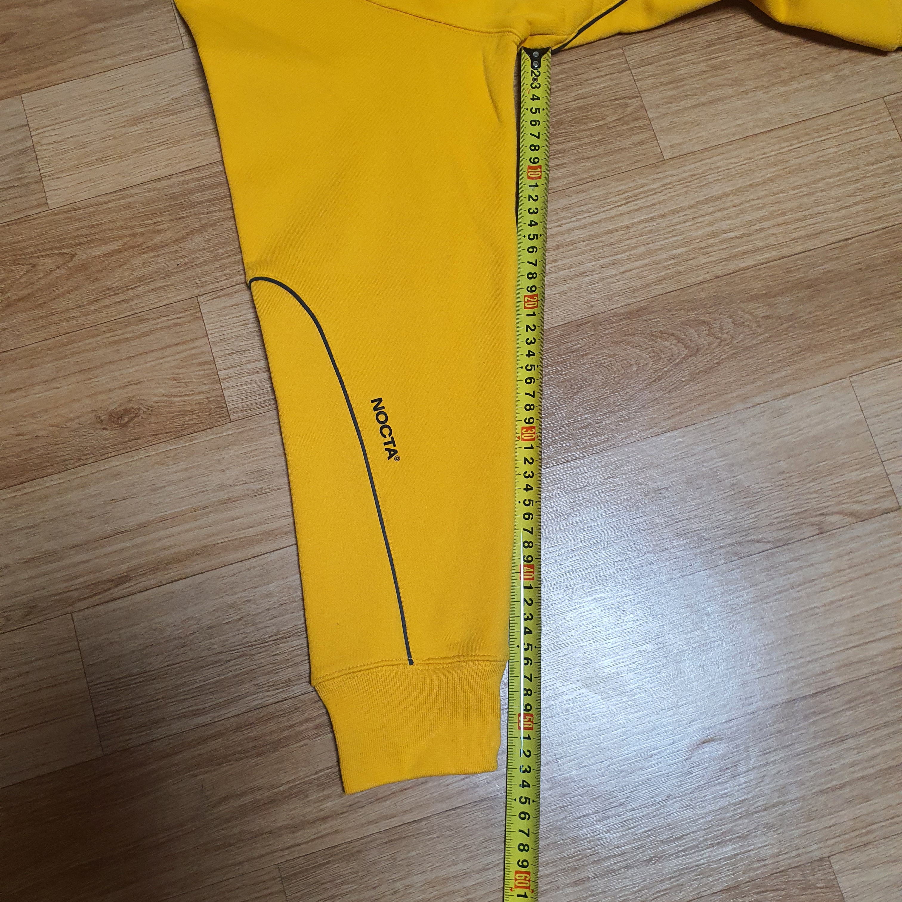 Nike x Drake Nocta Essential Hoodie University Gold - US/EU 착용 스타일 - 4