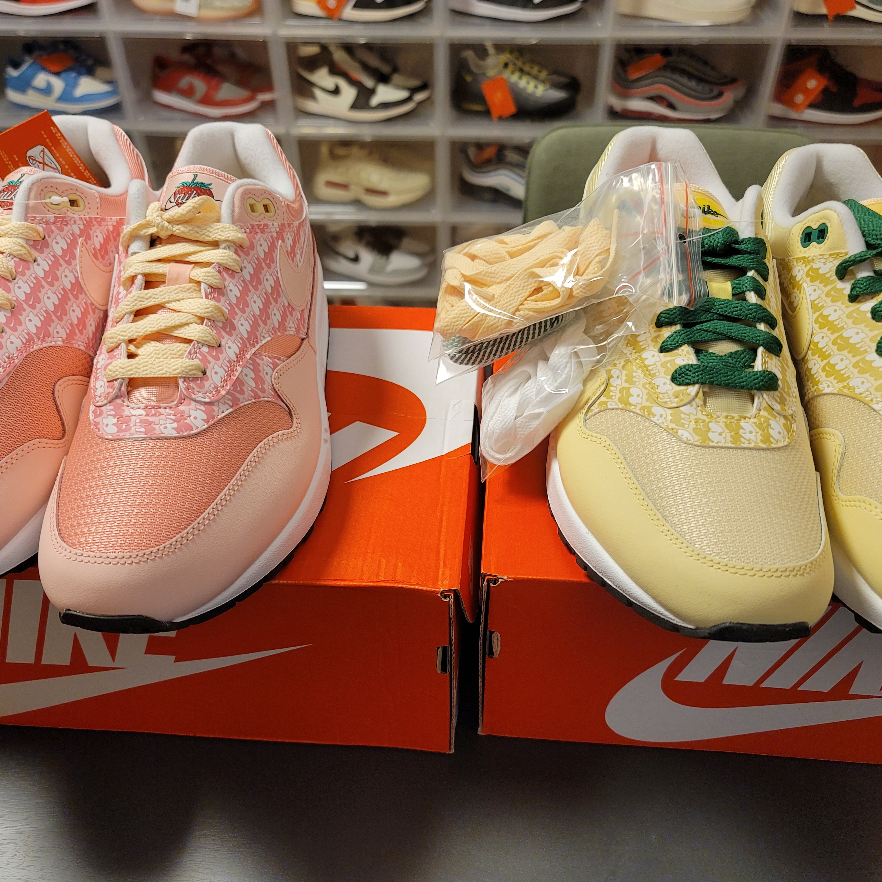 Nike Air Max 1 Premium Strawberry Lemonmade, Nike Air Max 1 Lemonade 2020 착용 스타일 - 2