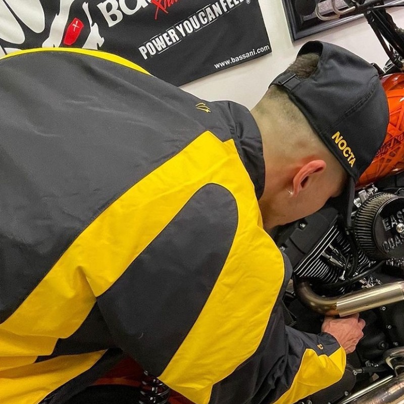 Nike x Drake Nocta Essential Track Jacket - Asia 착용 스타일 - 2