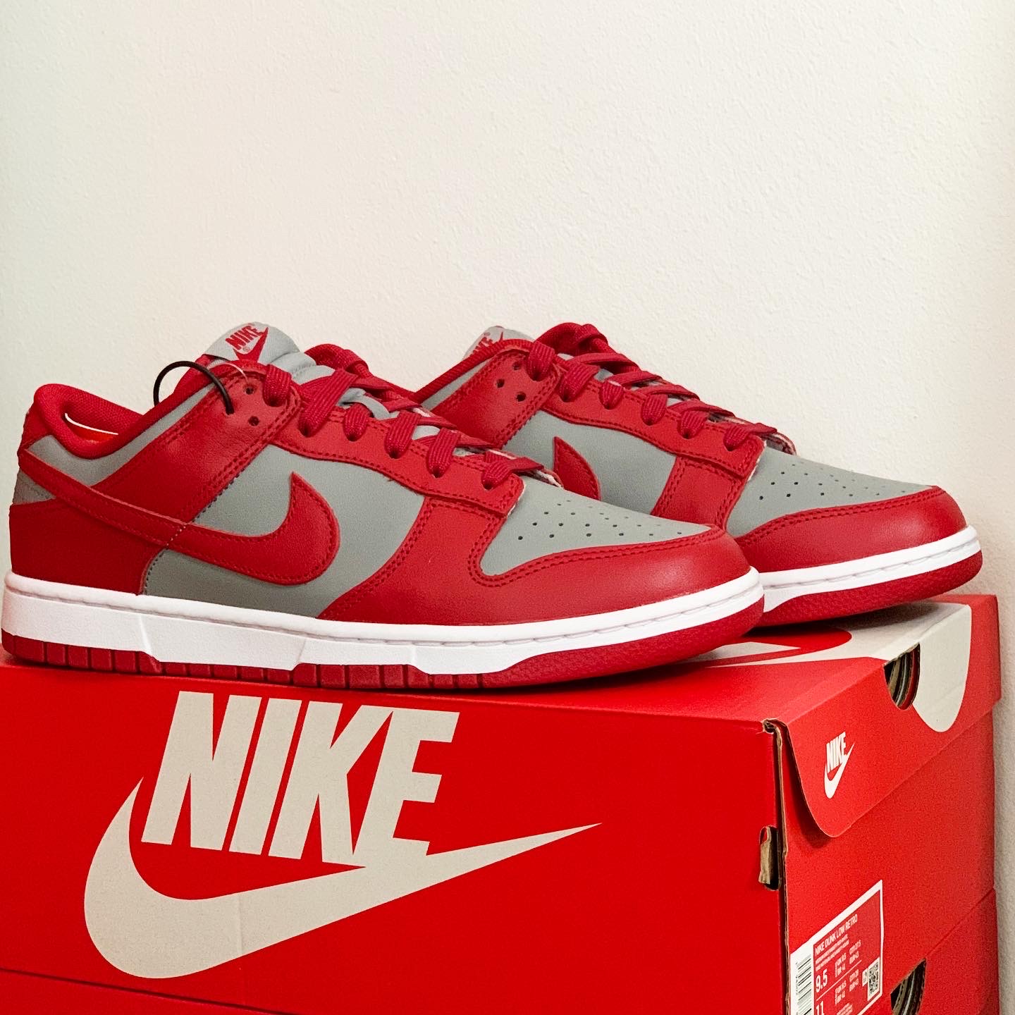 Nike Dunk Low Retro Medium Grey 착용 스타일 - 2