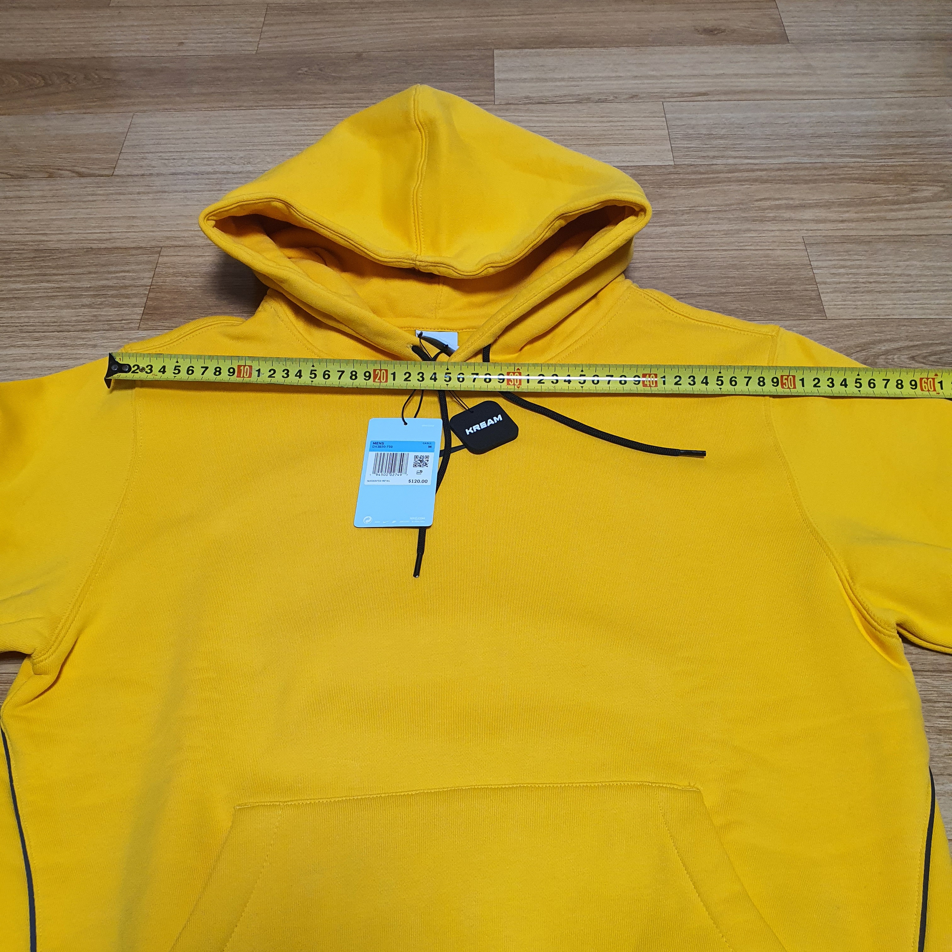 Nike x Drake Nocta Essential Hoodie University Gold - US/EU 착용 스타일 - 3