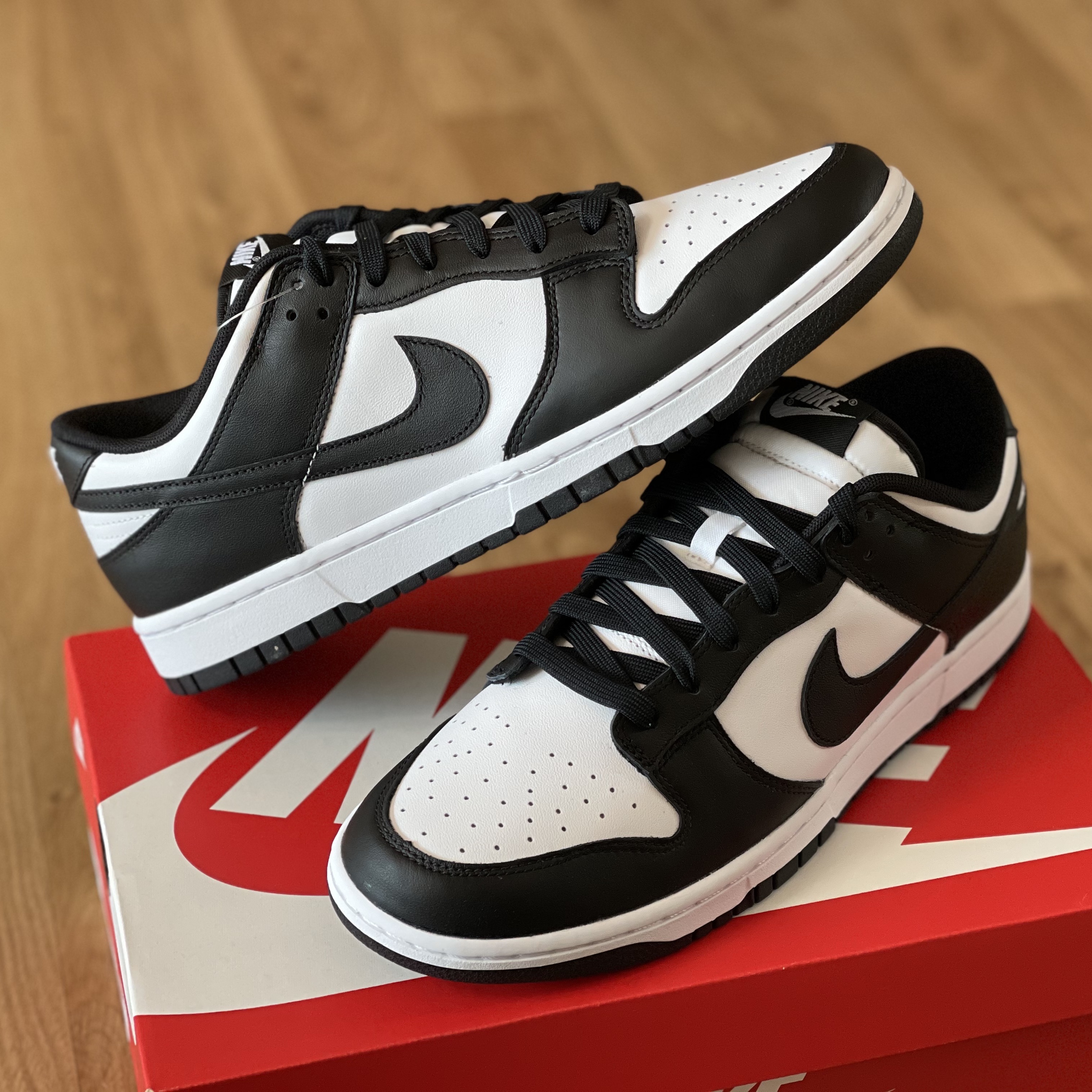 Nike Dunk Low Retro Black 착용 스타일