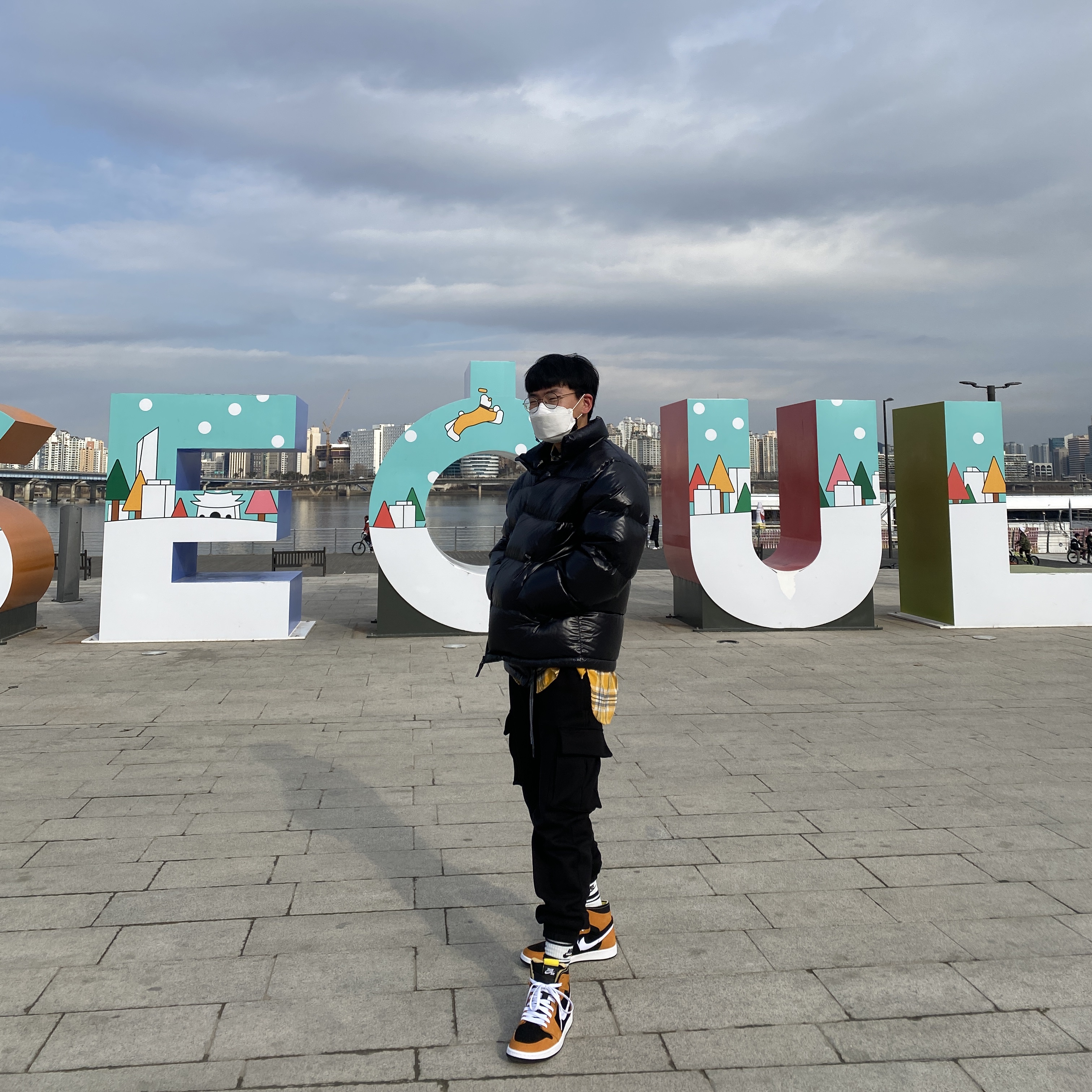 Jordan 1 Zoom Air CMFT Monarch Orange 착용 스타일