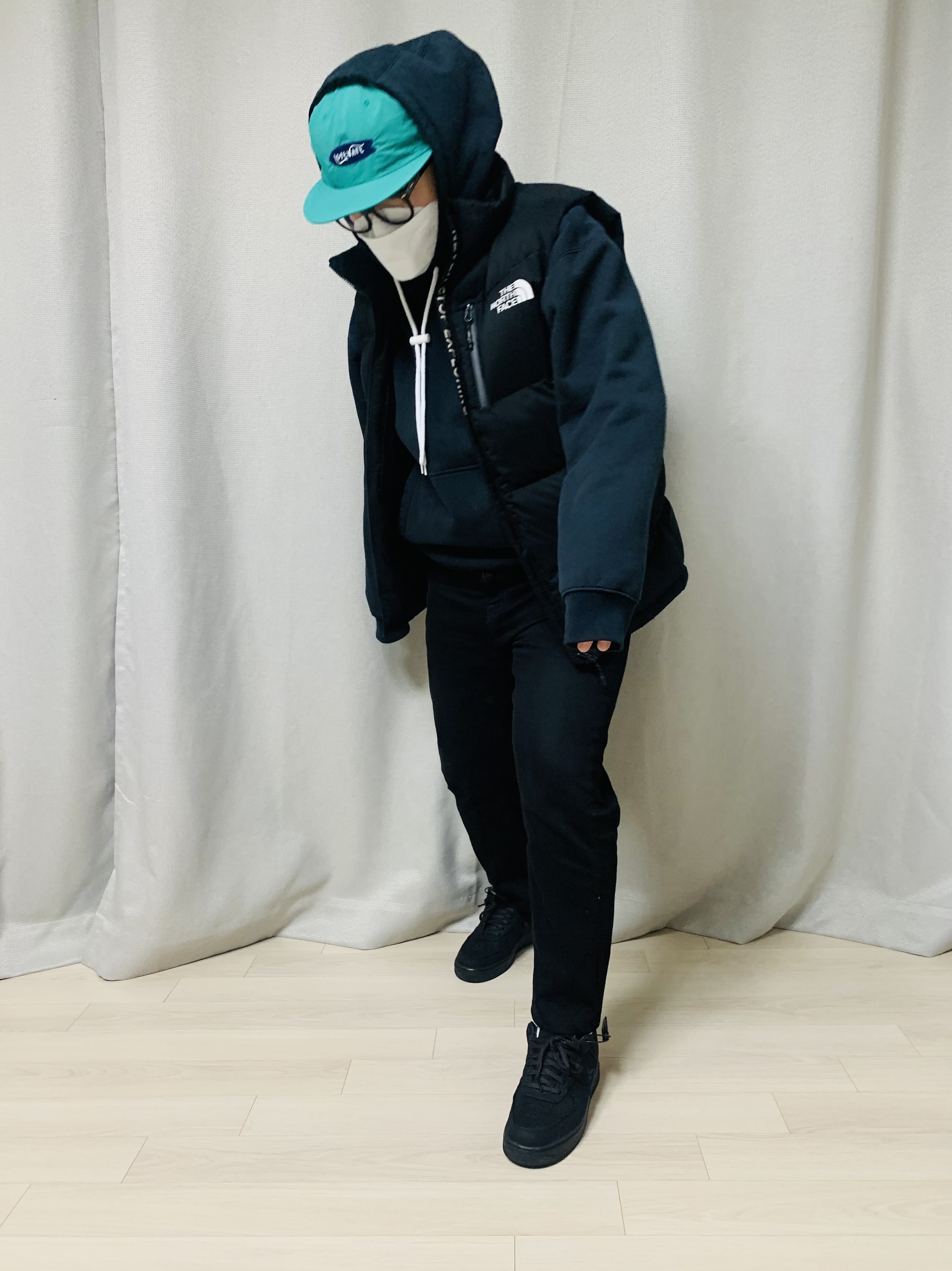 Nike M NRG Hoodie Black, Nike x Stussy Air Force 1 Low Triple Black 착용 스타일