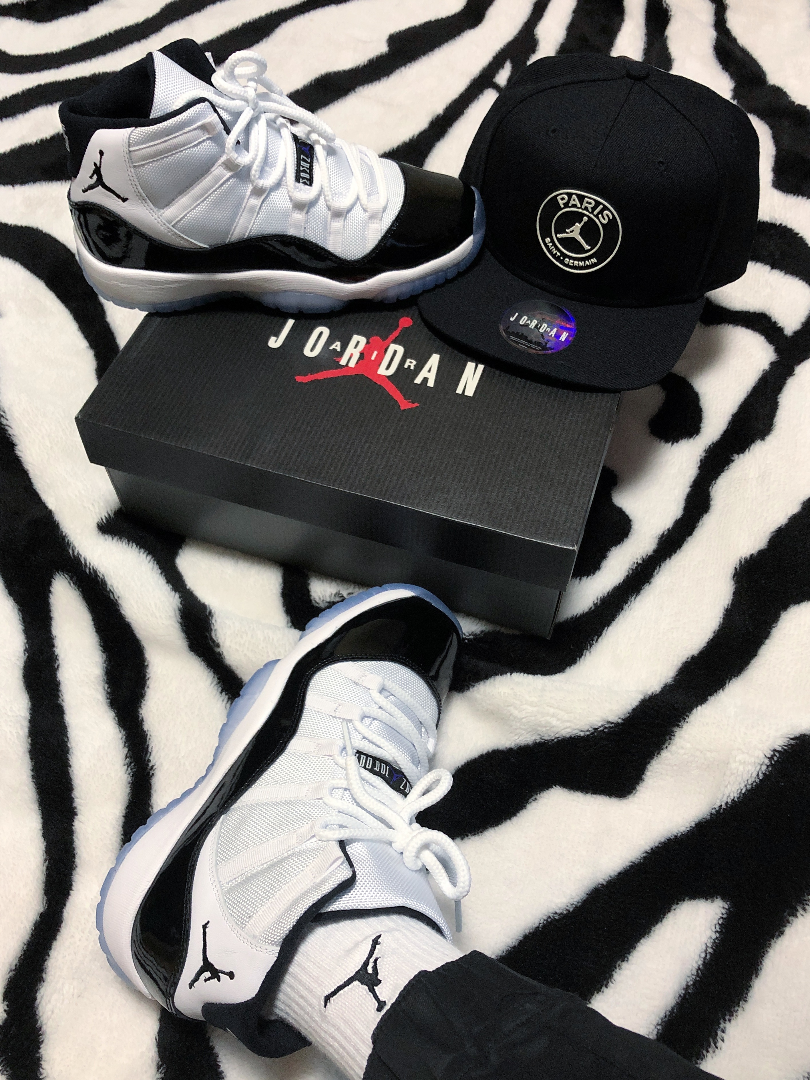 Jordan 11 Retro Concord 2018 착용 스타일