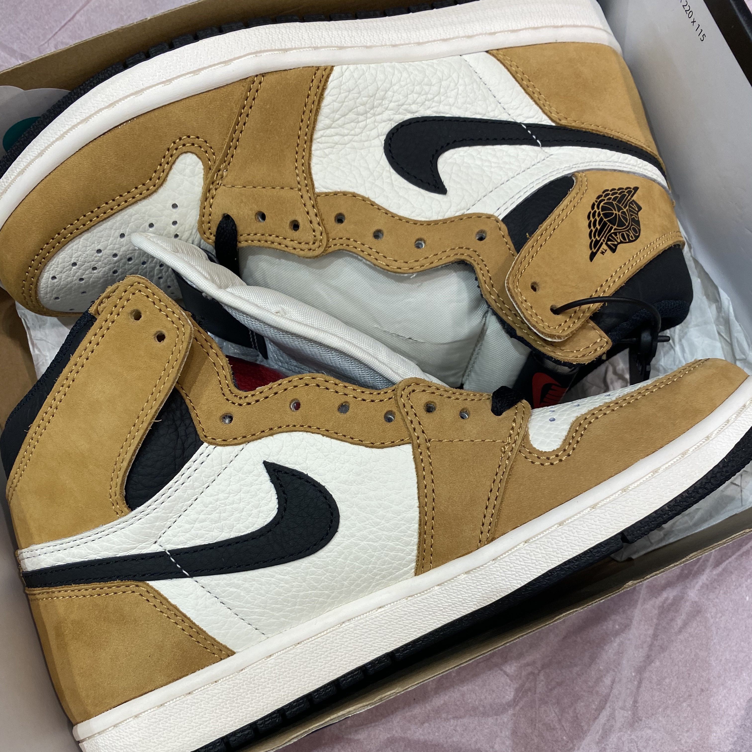 Jordan 1 Retro High Rookie of the Year 착용 스타일