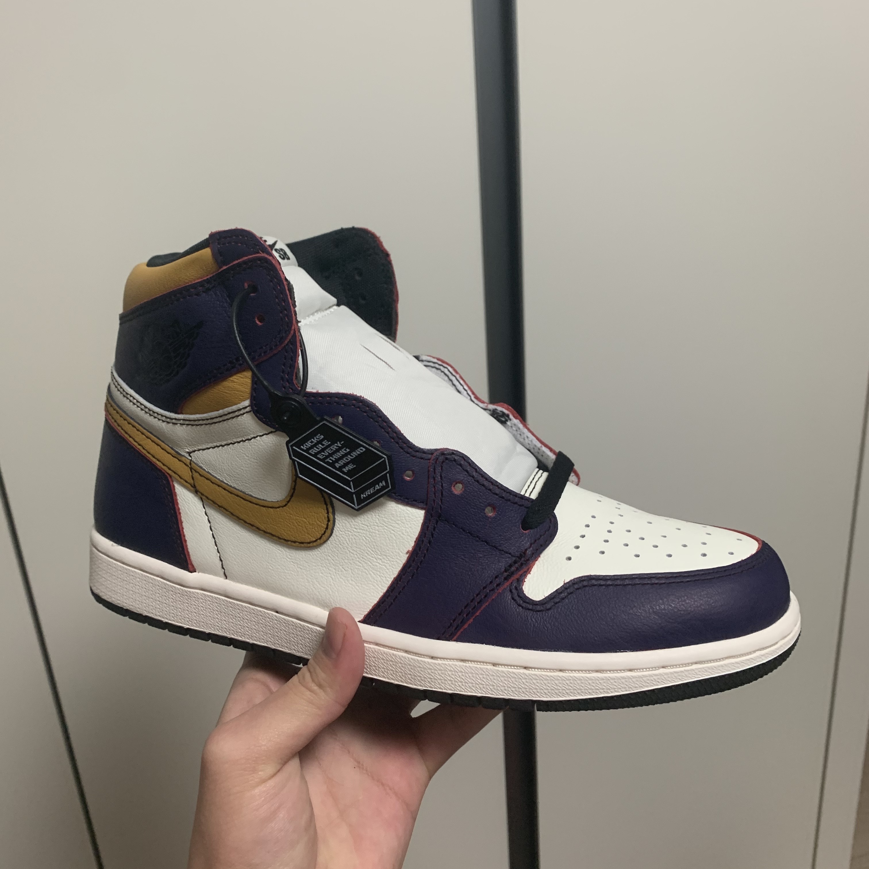 Jordan 1 Retro High OG Defiant SB LA to Chicago 착용 스타일