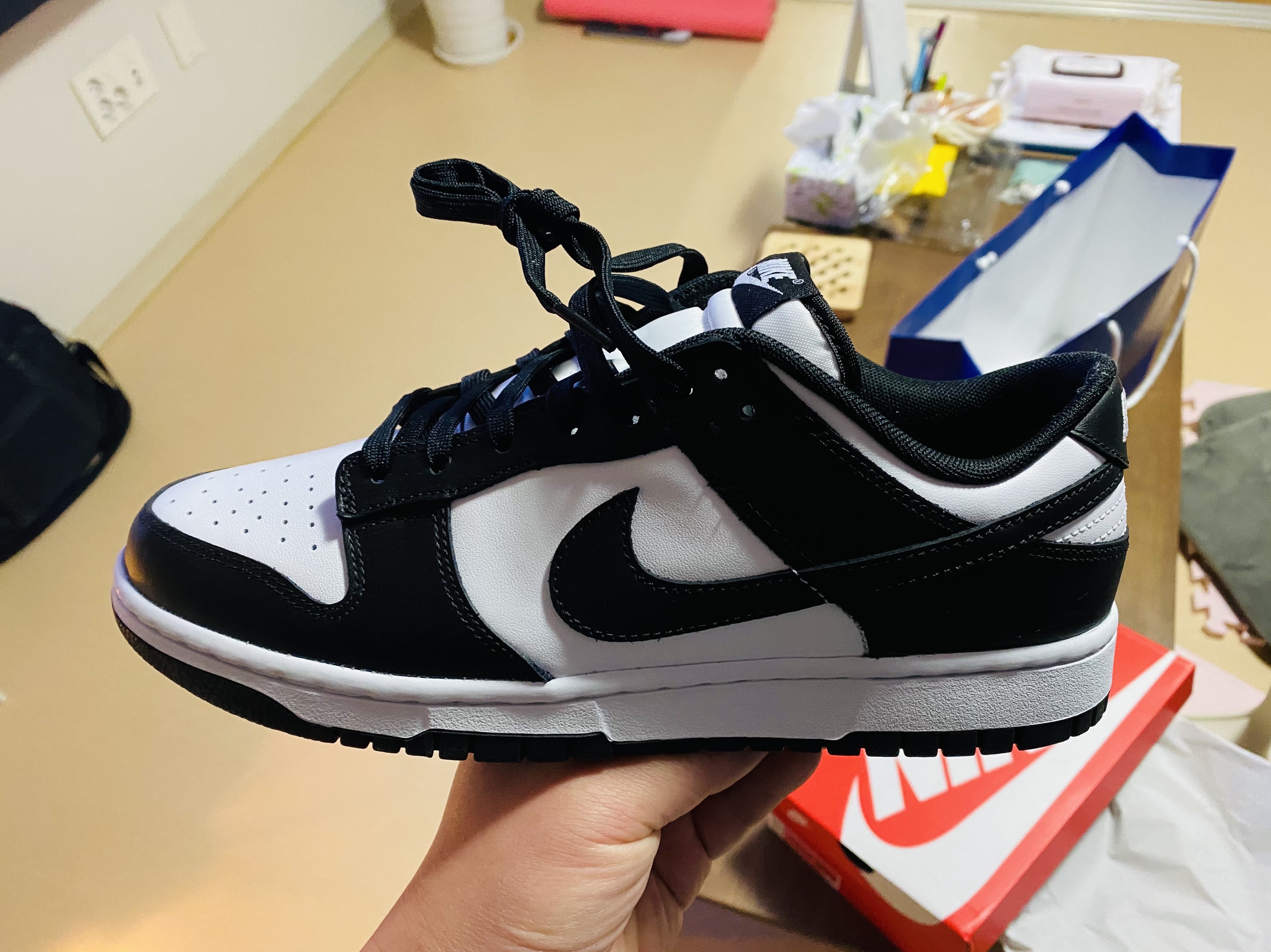 Nike Dunk Low Retro Black 착용 스타일