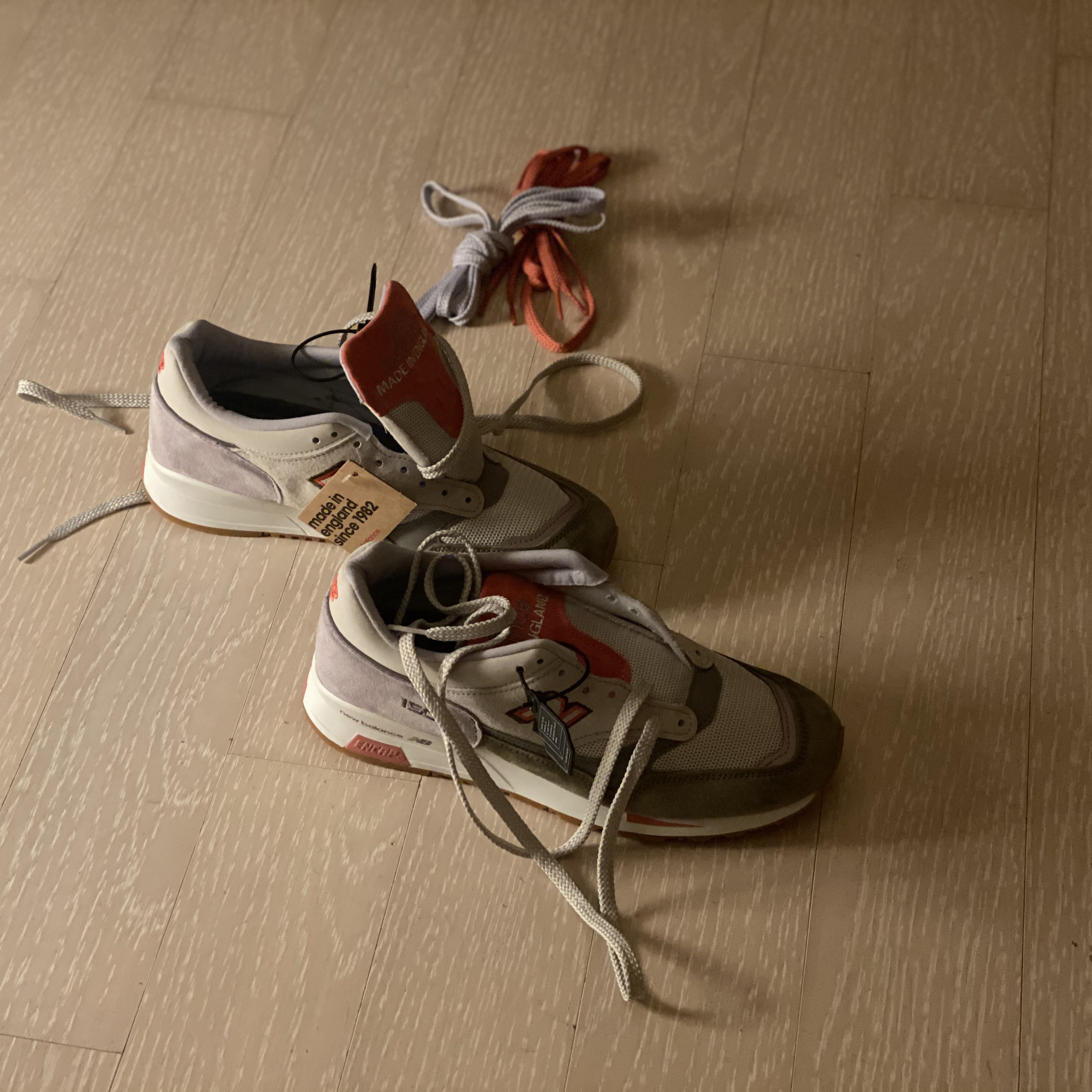 New Balance x END. 1500 Made in UK Rainbow Eucalyptus 착용 스타일